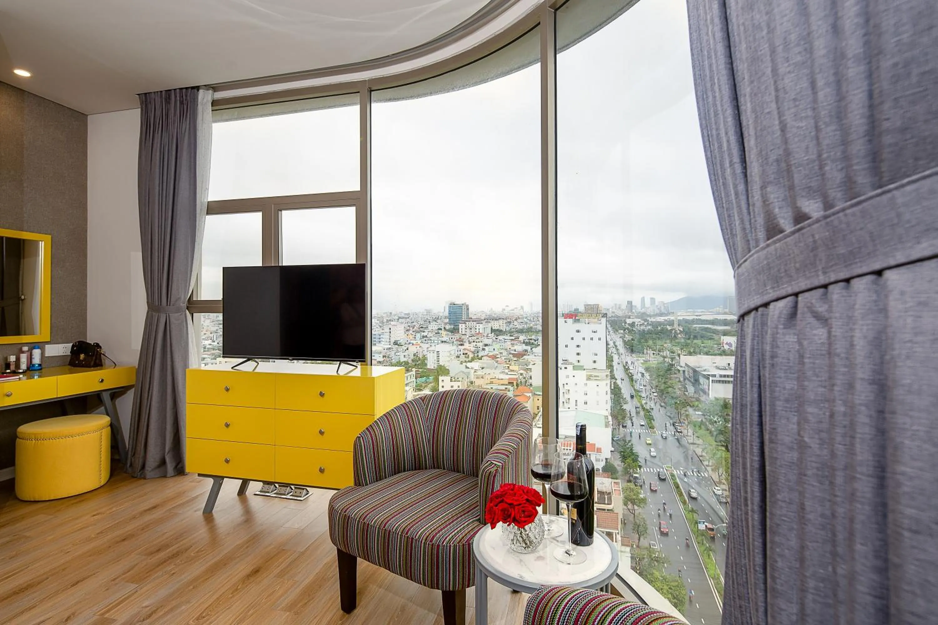 TV and multimedia in Grand Citiview Da Nang Hotel