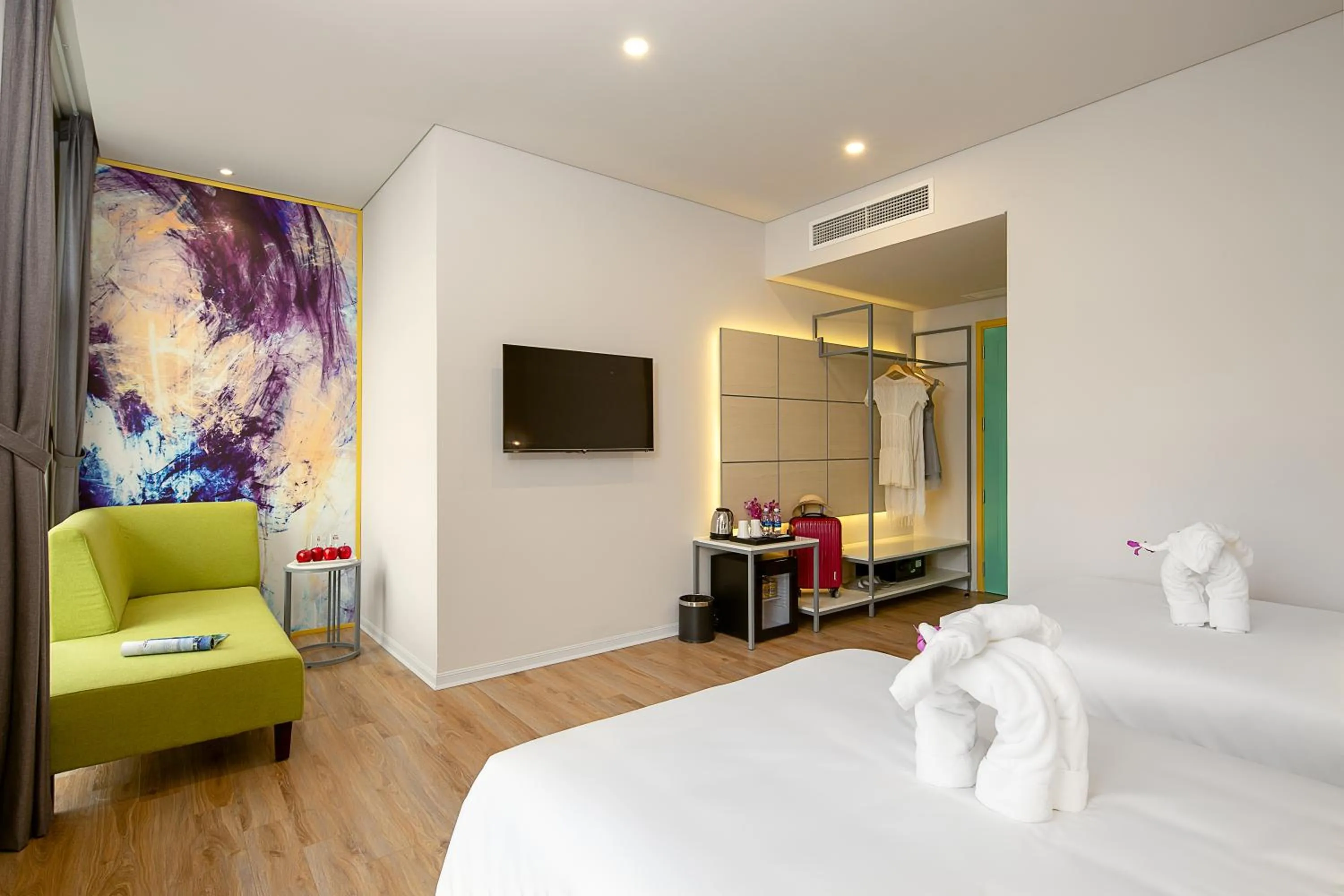 TV and multimedia, Bed in Grand Citiview Da Nang Hotel