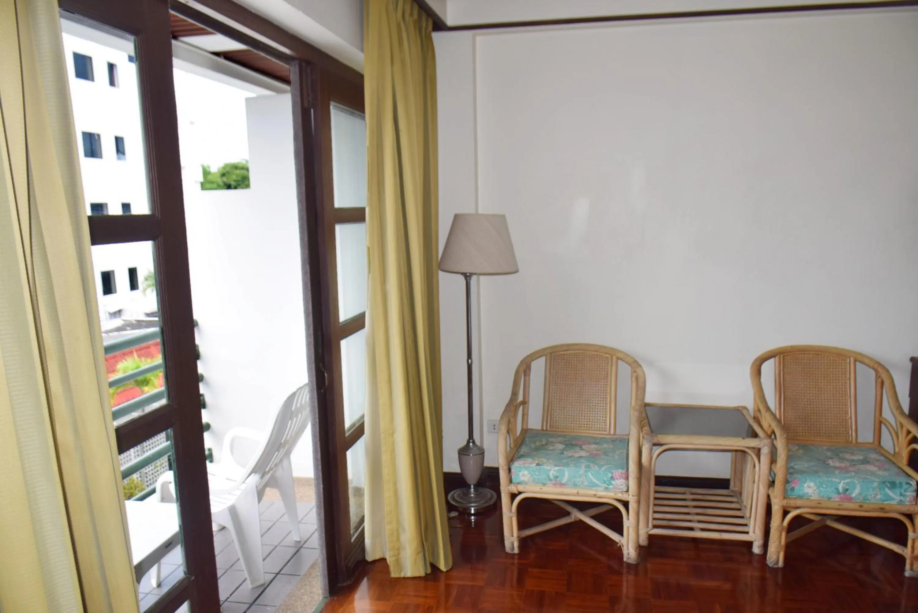 Puangpen Villa Hotel