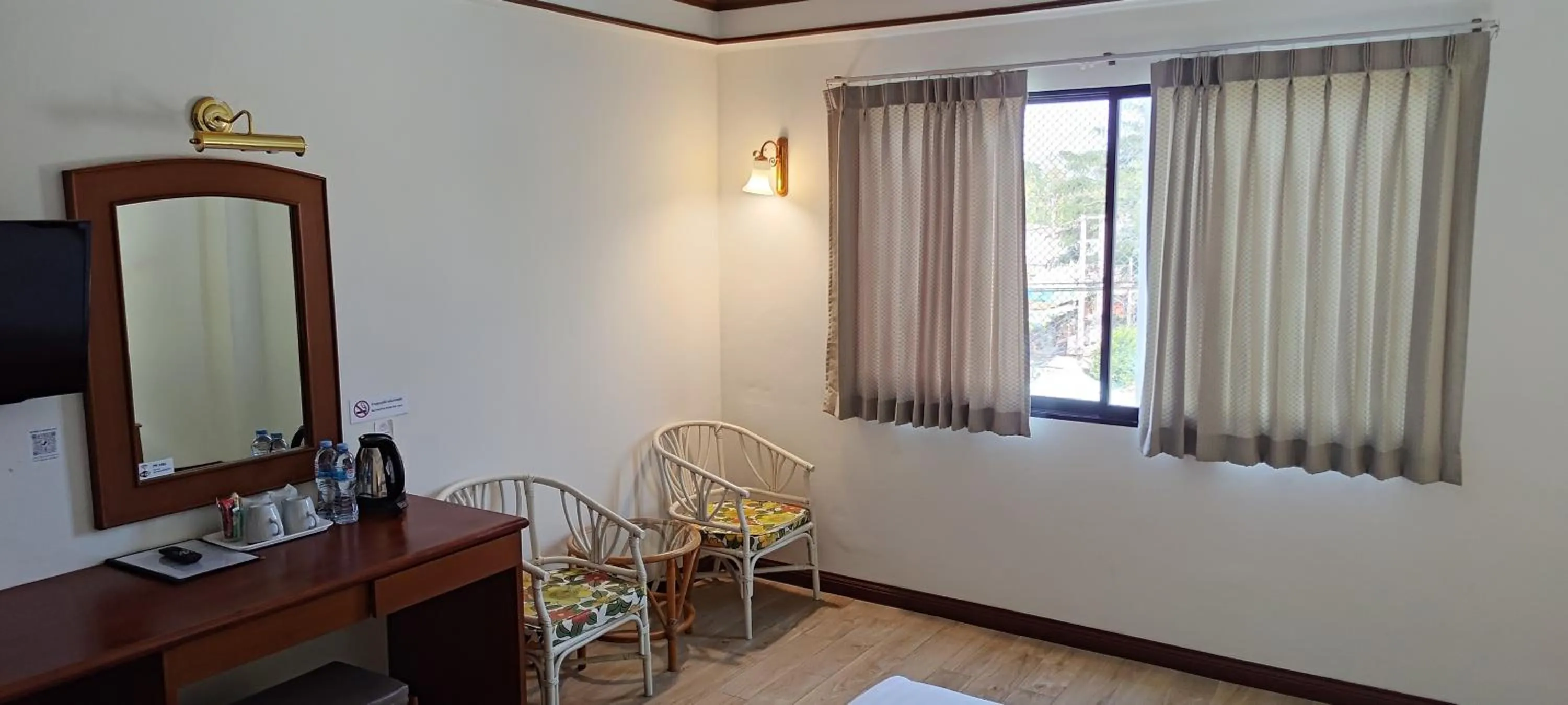 Puangpen Villa Hotel