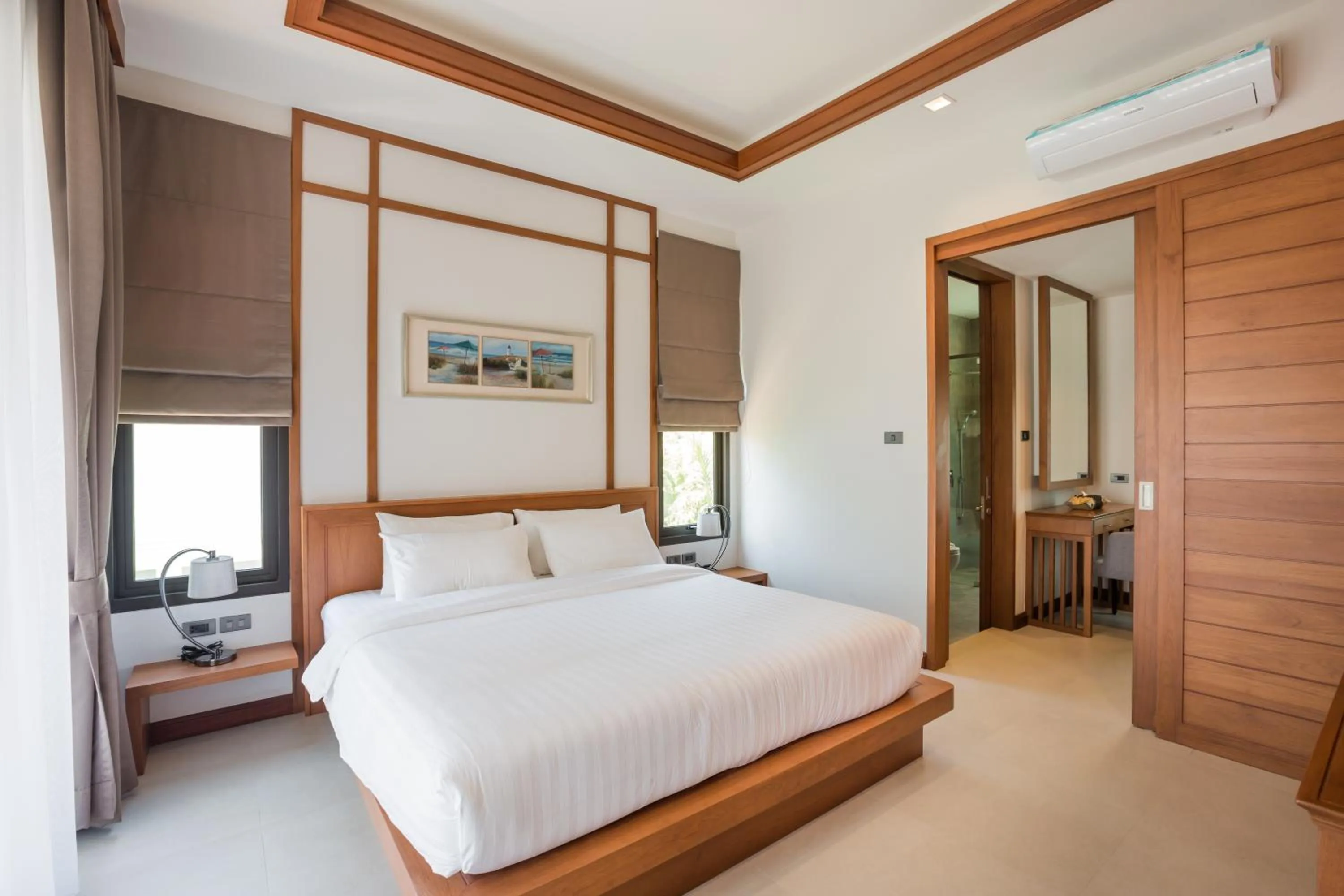 Bedroom, Bed in Villa Palavee (B2)