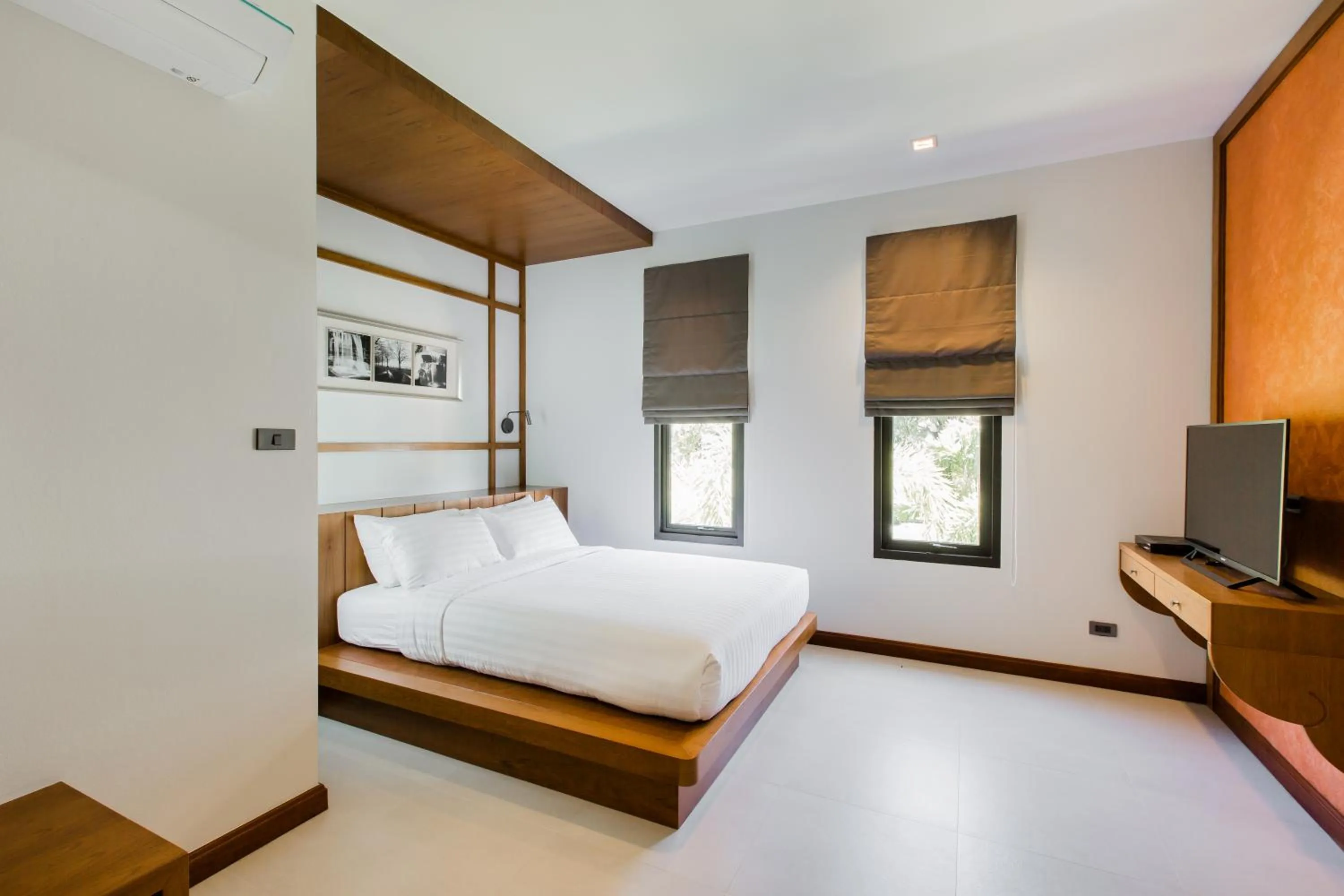 Bedroom, Bed in Villa Palavee (B2)