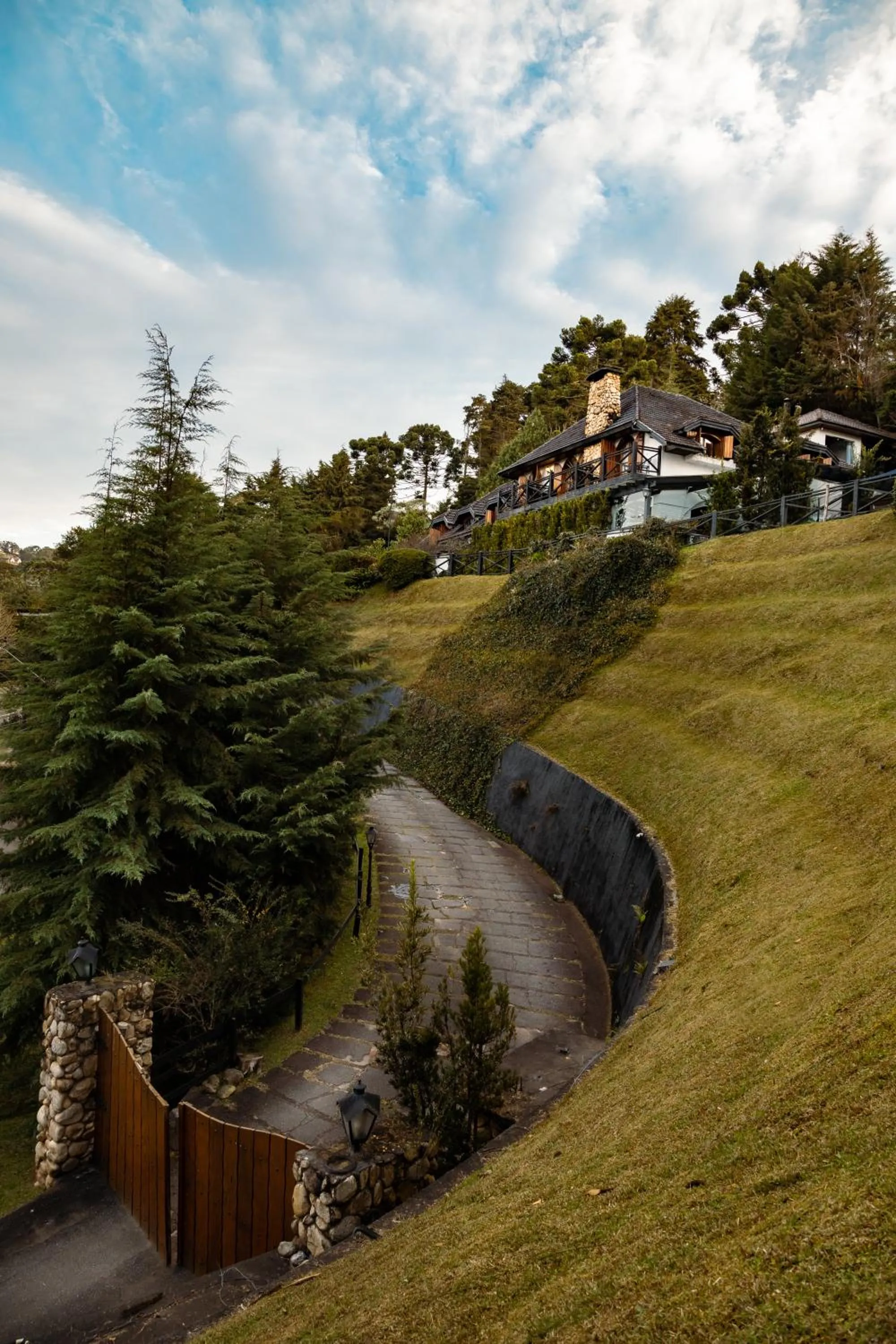 Facade/entrance in Alma Hotel