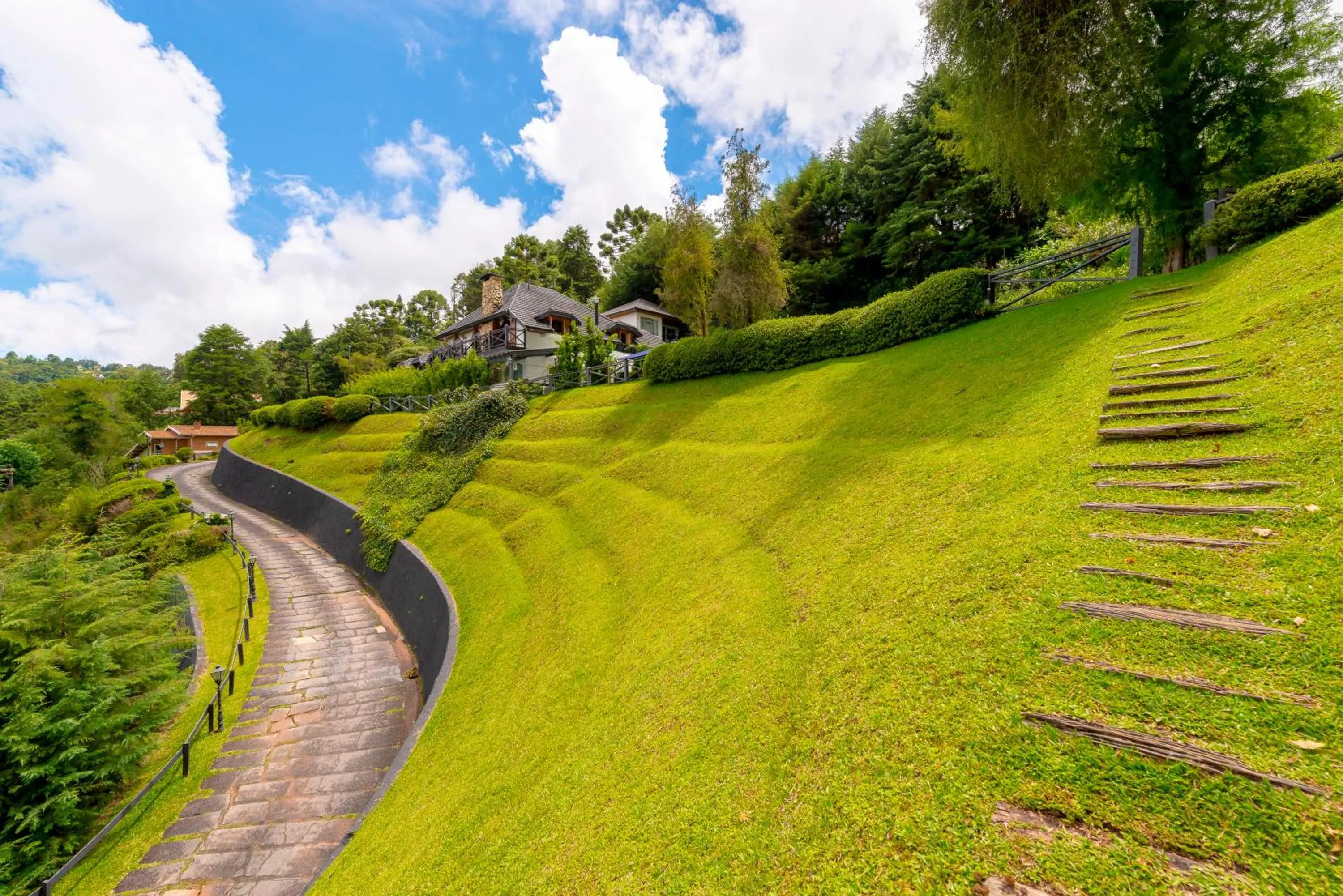 Facade/entrance in Alma Hotel