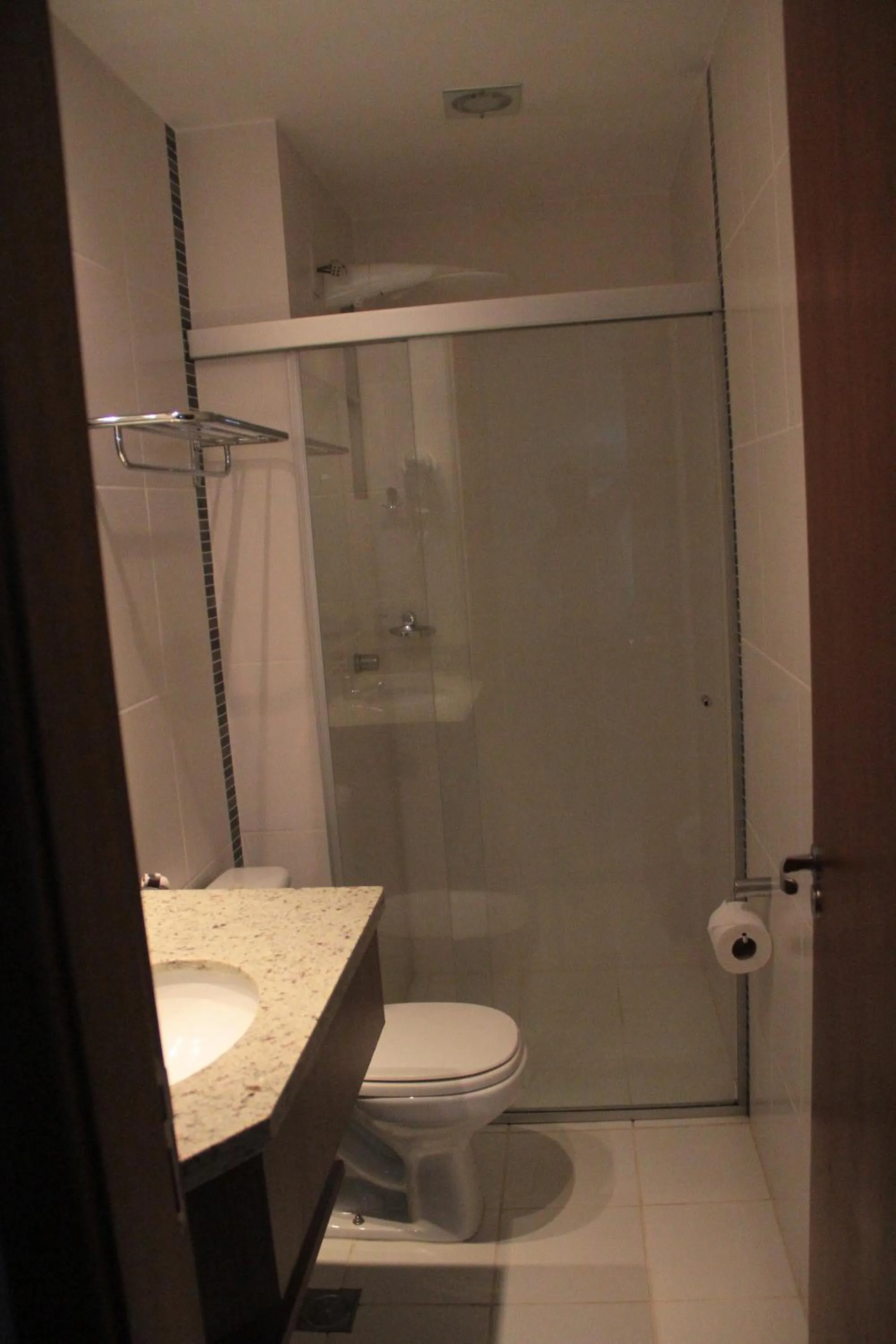 Bathroom in Veredas do Rio Quente Flat