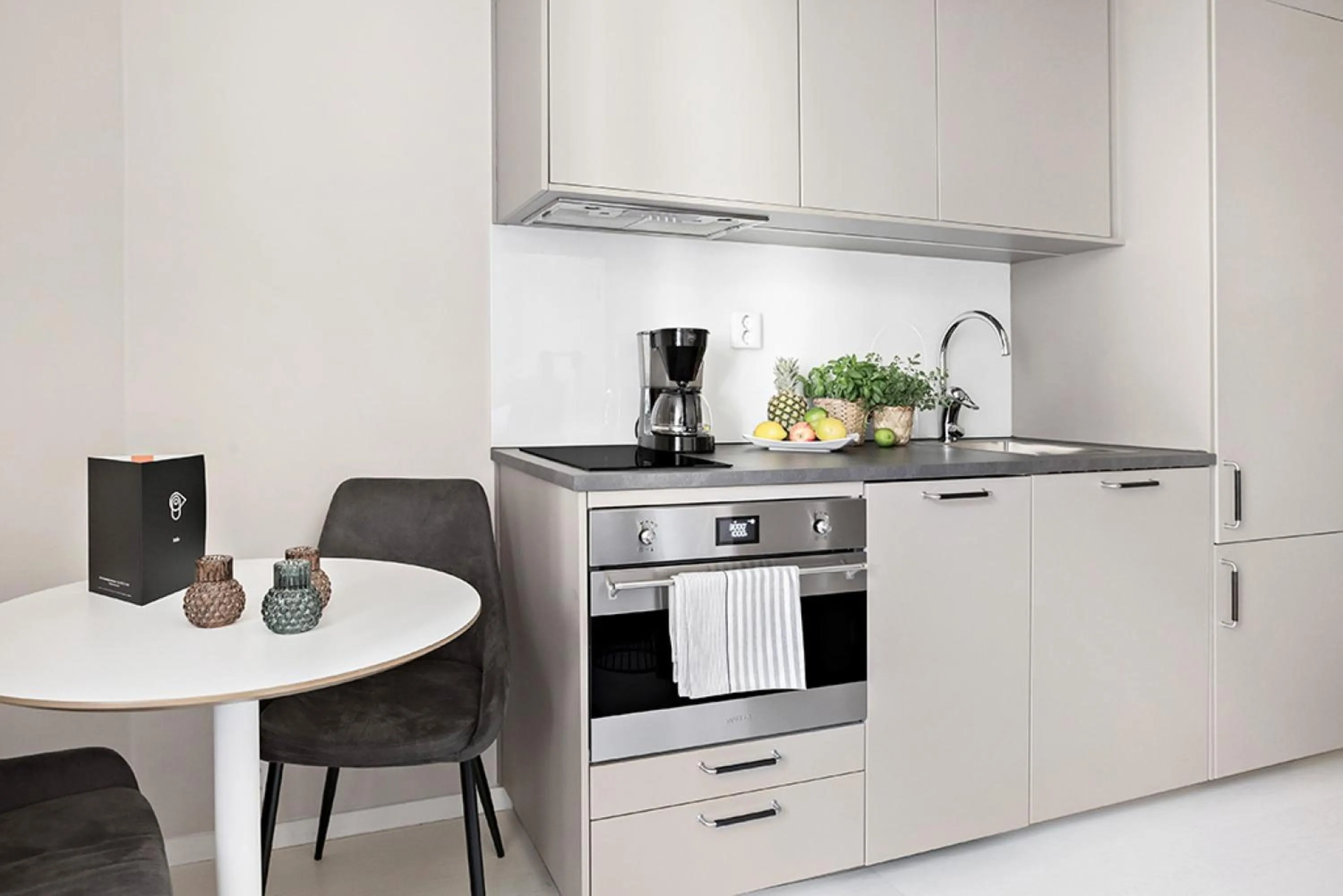 Kitchen or kitchenette in Forenom Apartments Stockholm Johannesgatan