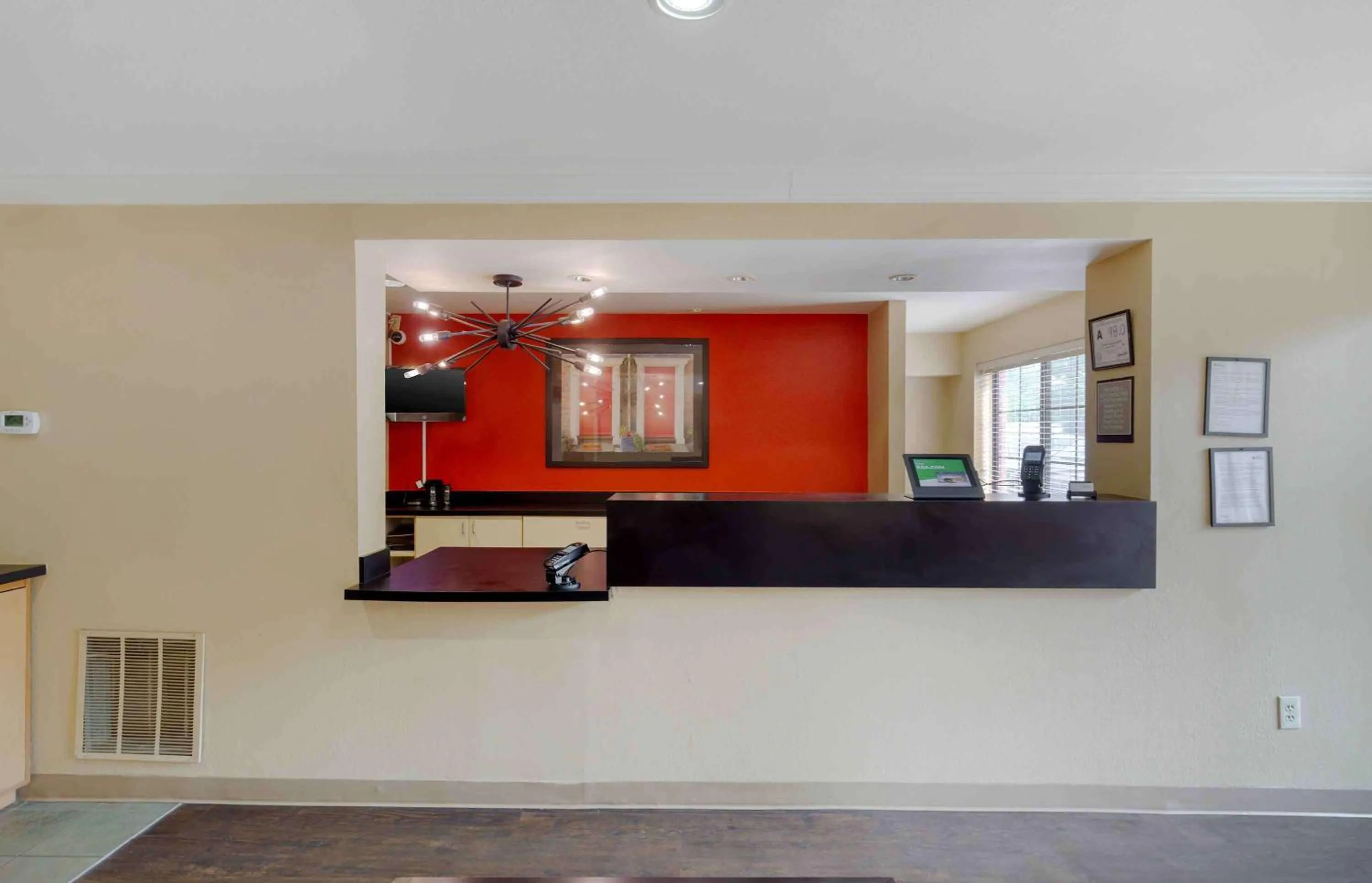 Lobby or reception in Extended Stay America Select Suites - Raleigh - RTP - 4610 Miami Blvd
