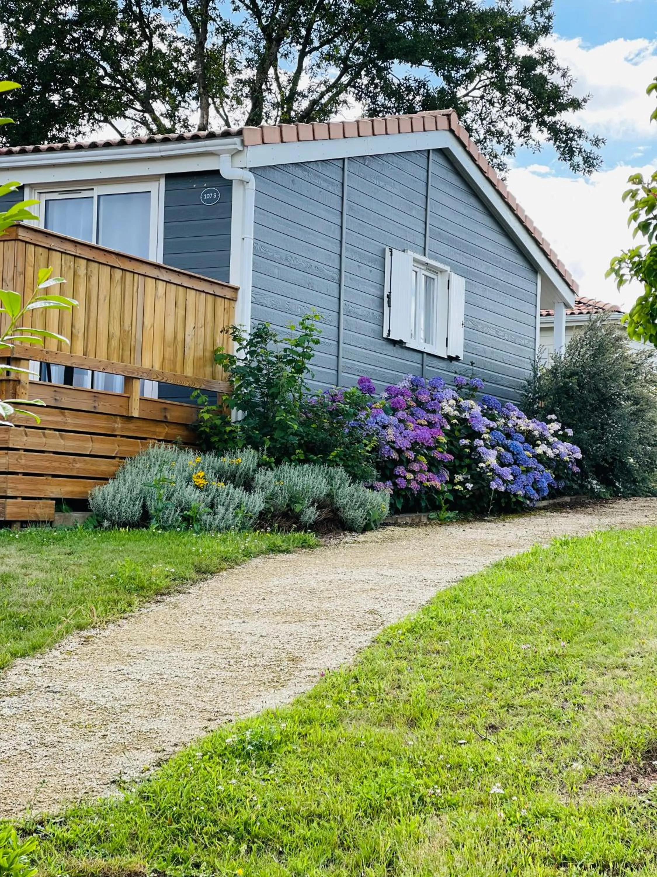 Garden view in Domaine Mélusine - à 2km du Puy duFou France !