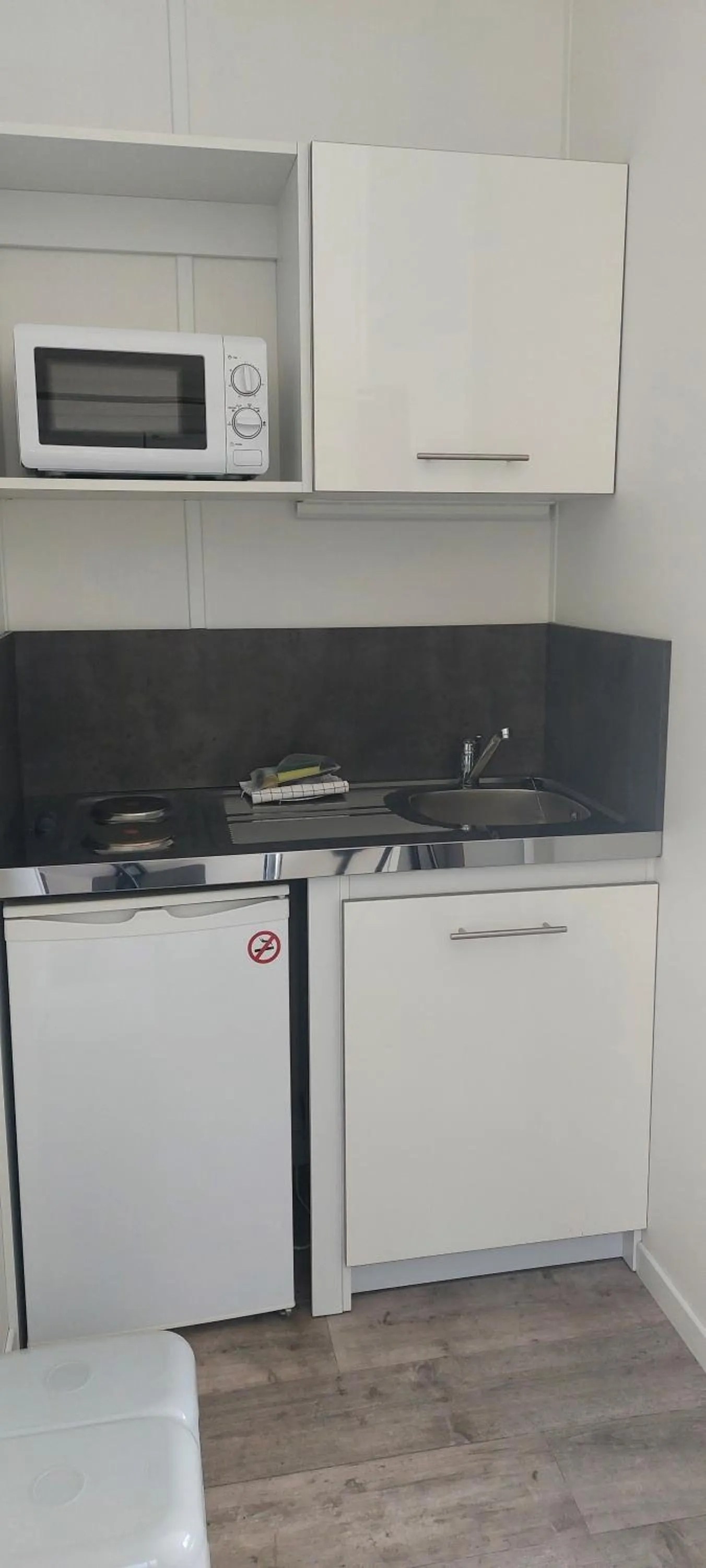 Kitchen or kitchenette in Domaine Mélusine - à 2km du Puy duFou France !