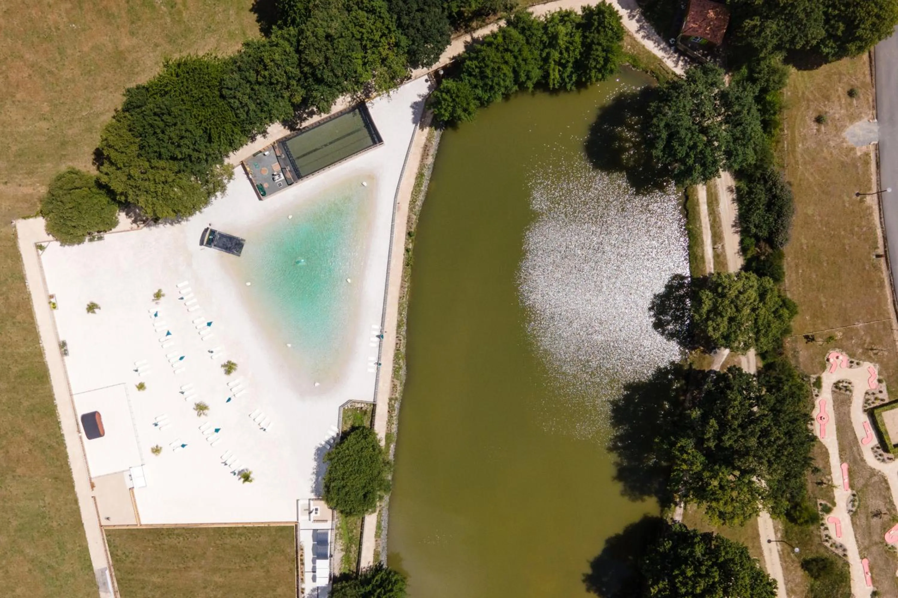 Natural landscape in Domaine Mélusine - à 2km du Puy duFou France !