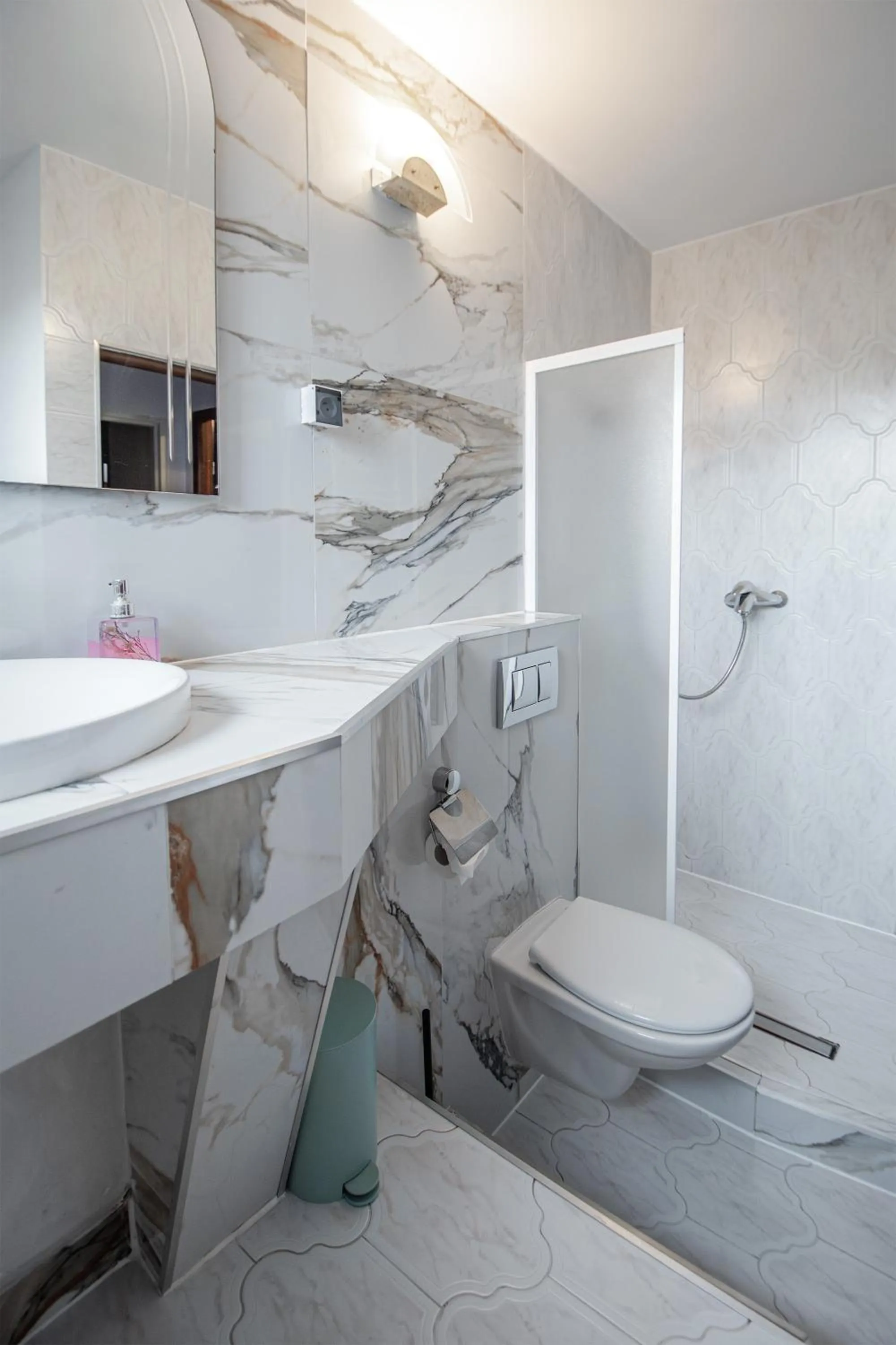 Shower in Villa Asesor