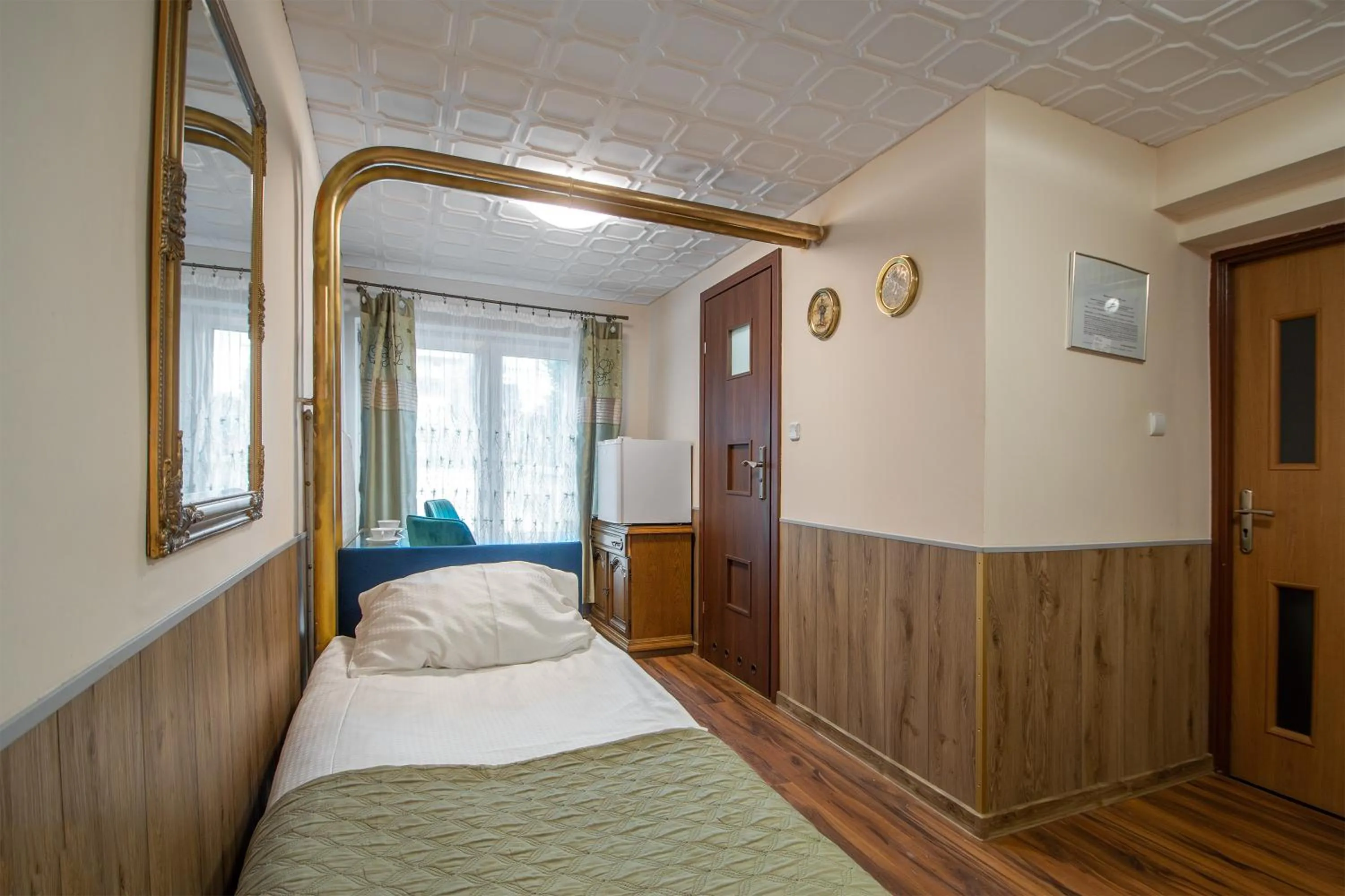 Shower, Bed in Villa Asesor