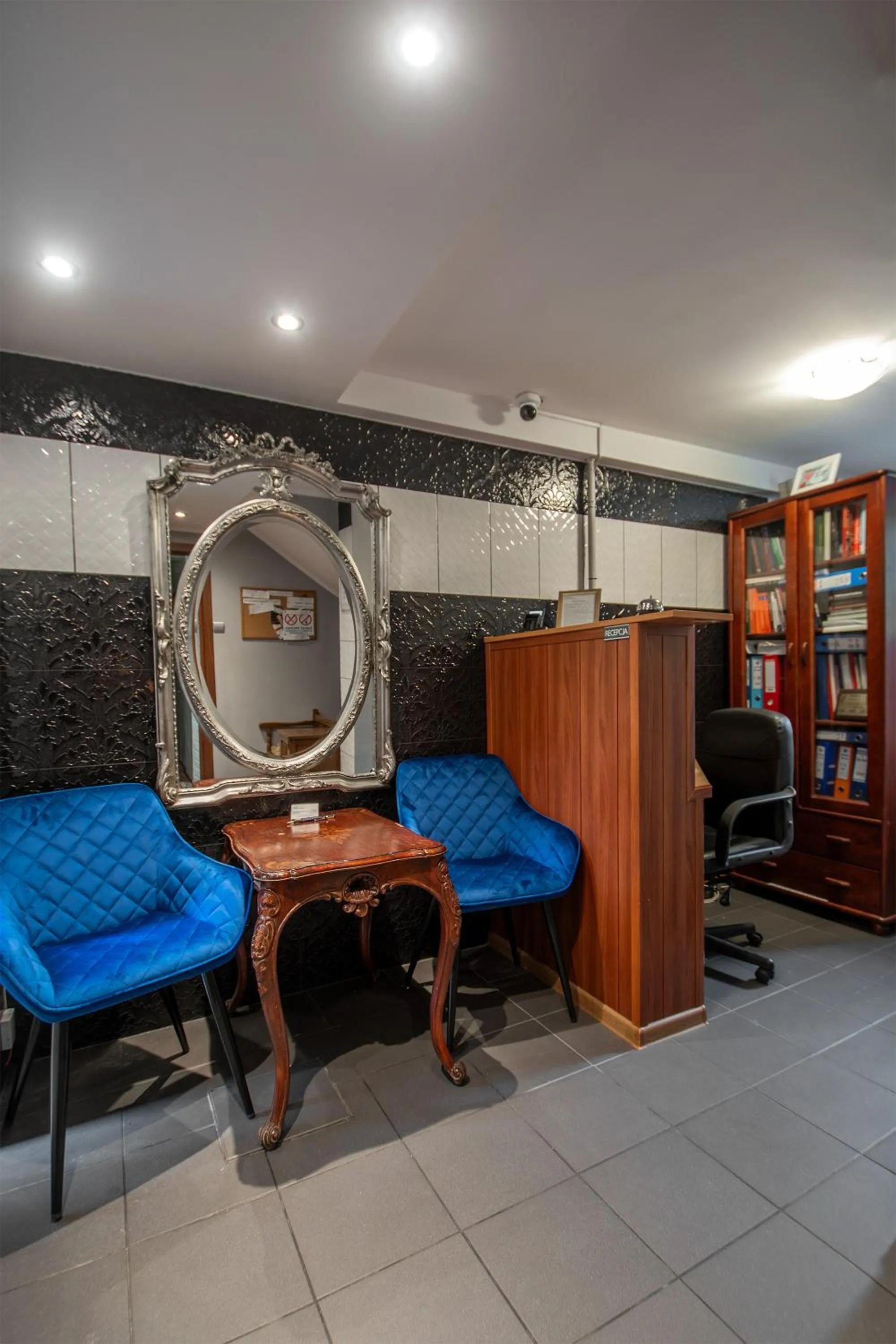 Spring in Villa Asesor