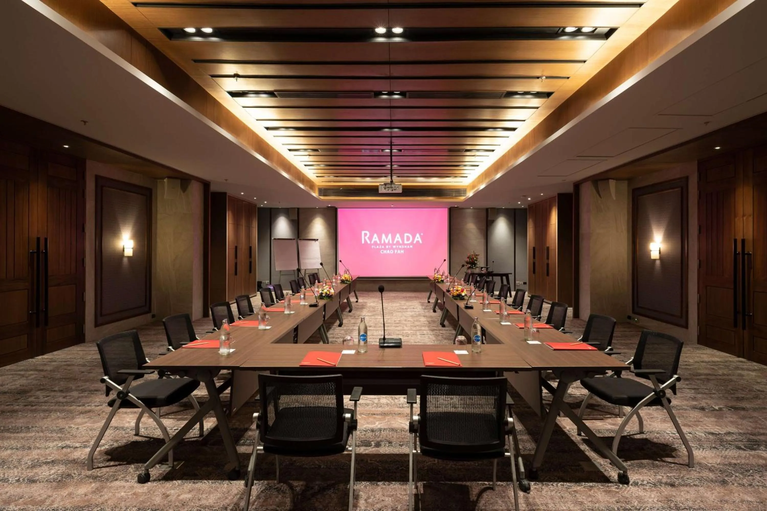 Meeting/conference room in Ramada Plaza by Wyndham Chao Fah Phuket