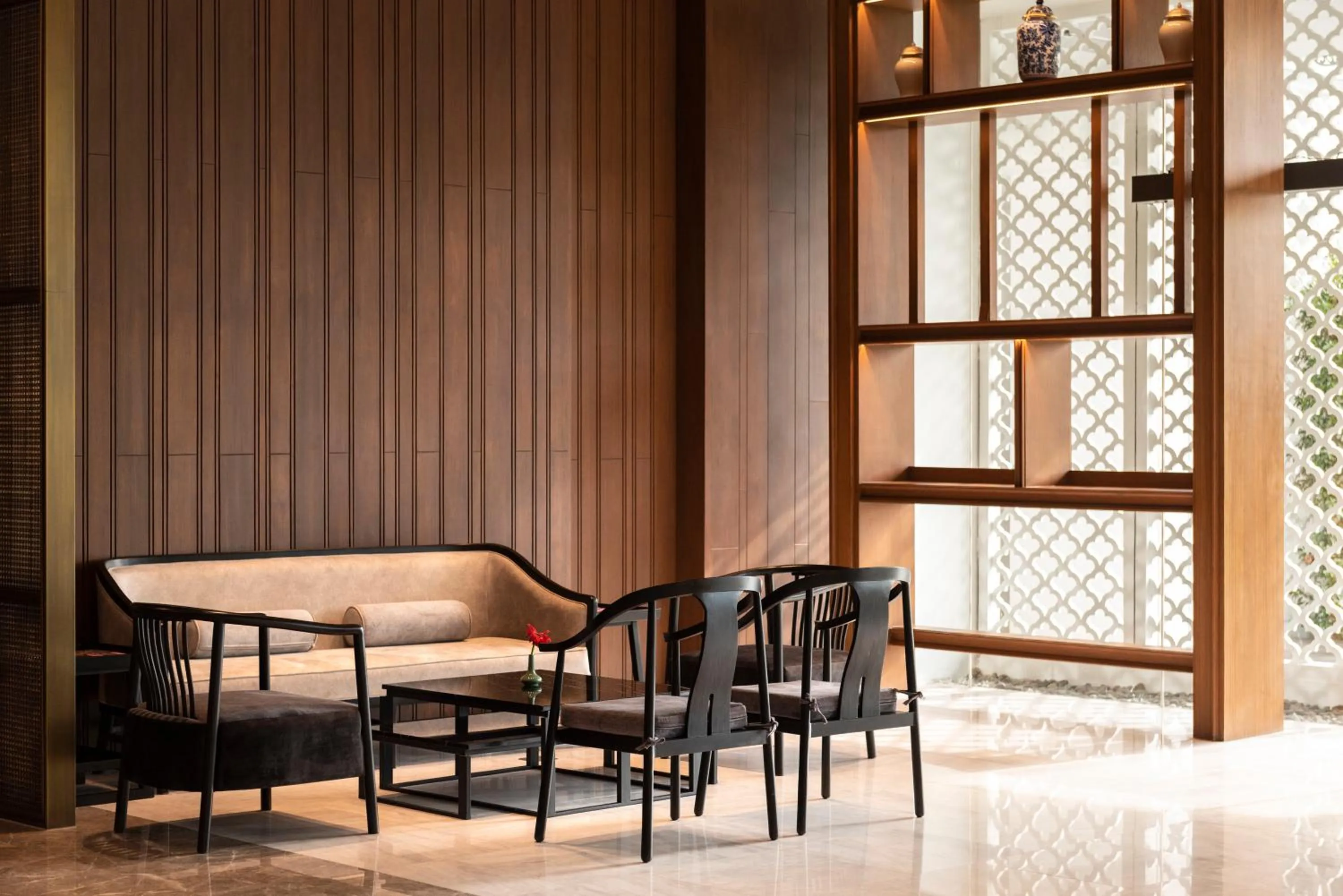 Lobby or reception in Ramada Plaza by Wyndham Chao Fah Phuket