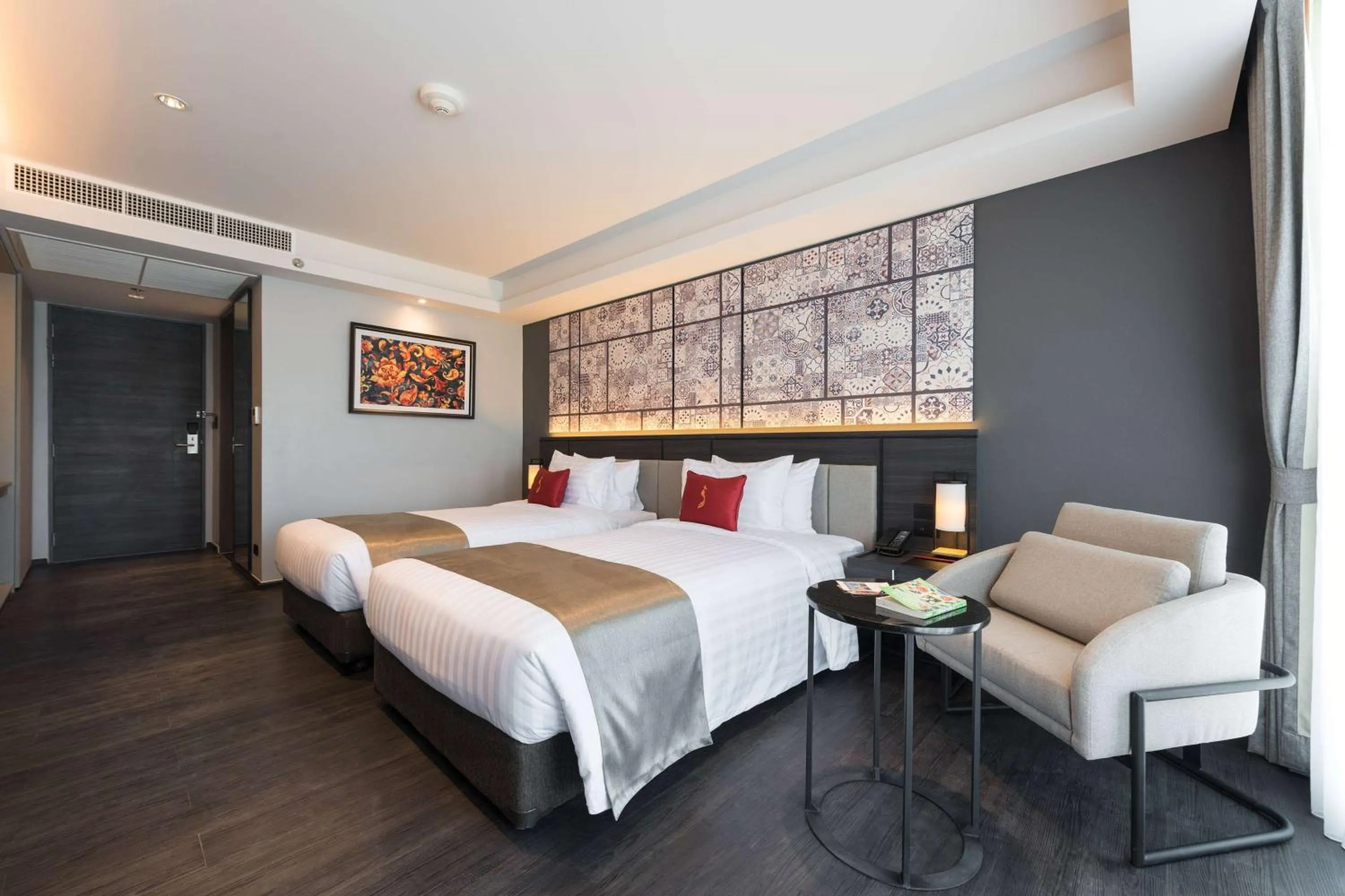 Deluxe Twin Room in Ramada Plaza by Wyndham Chao Fah Phuket