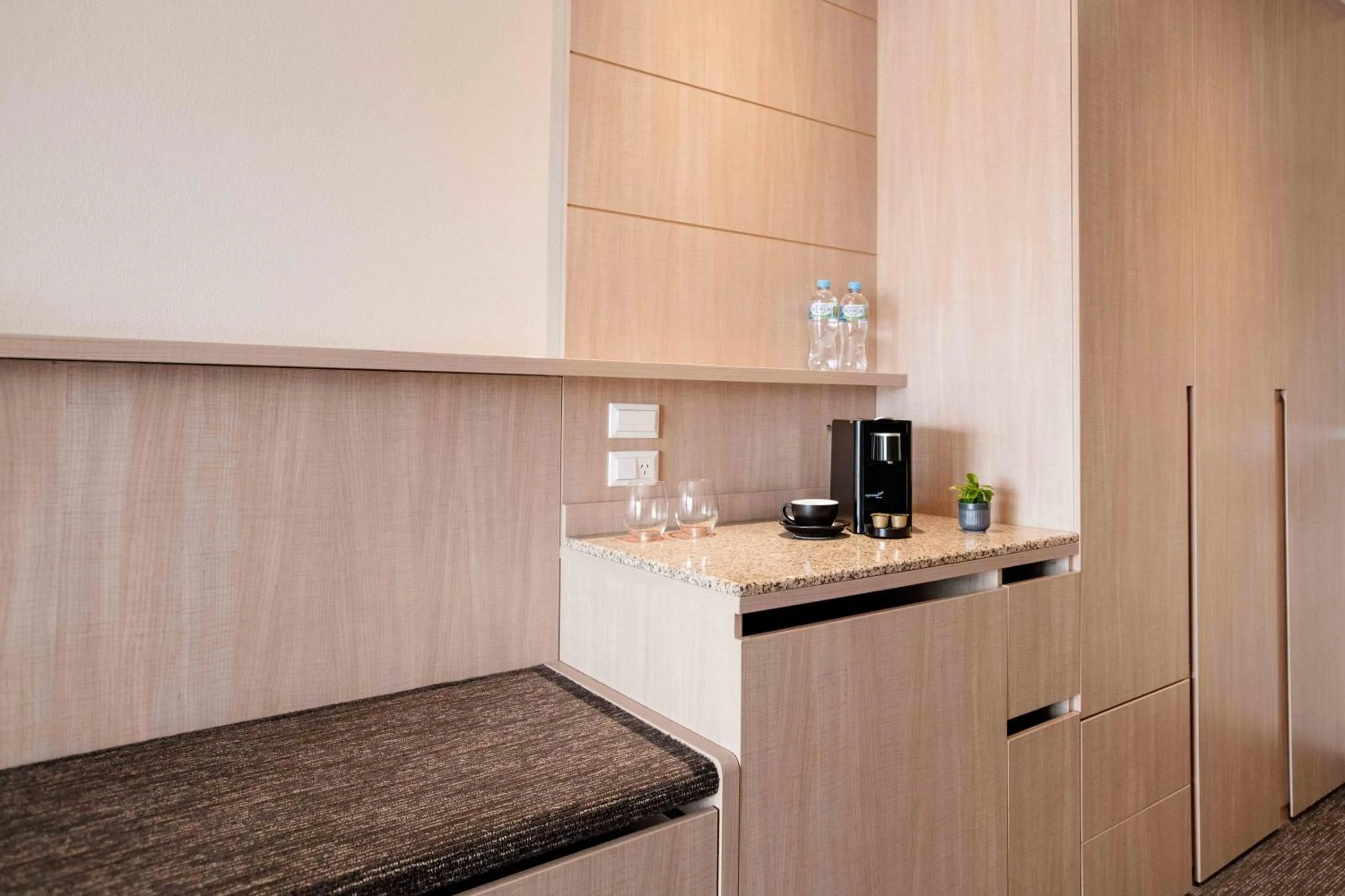 Coffee/tea facilities in The Terrace Hotel Adelaide