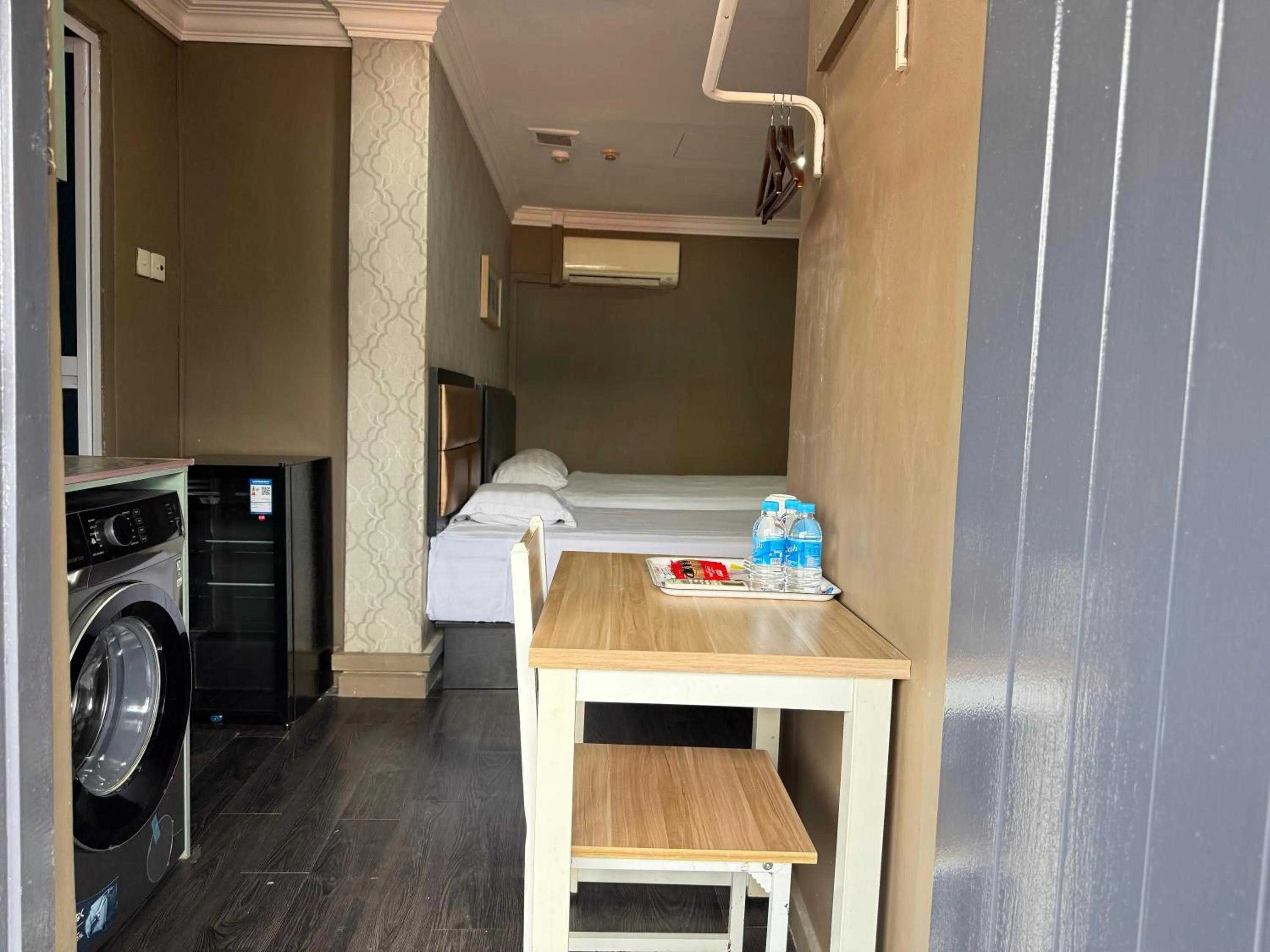 Bedroom in HOTEL JJH Aliwal