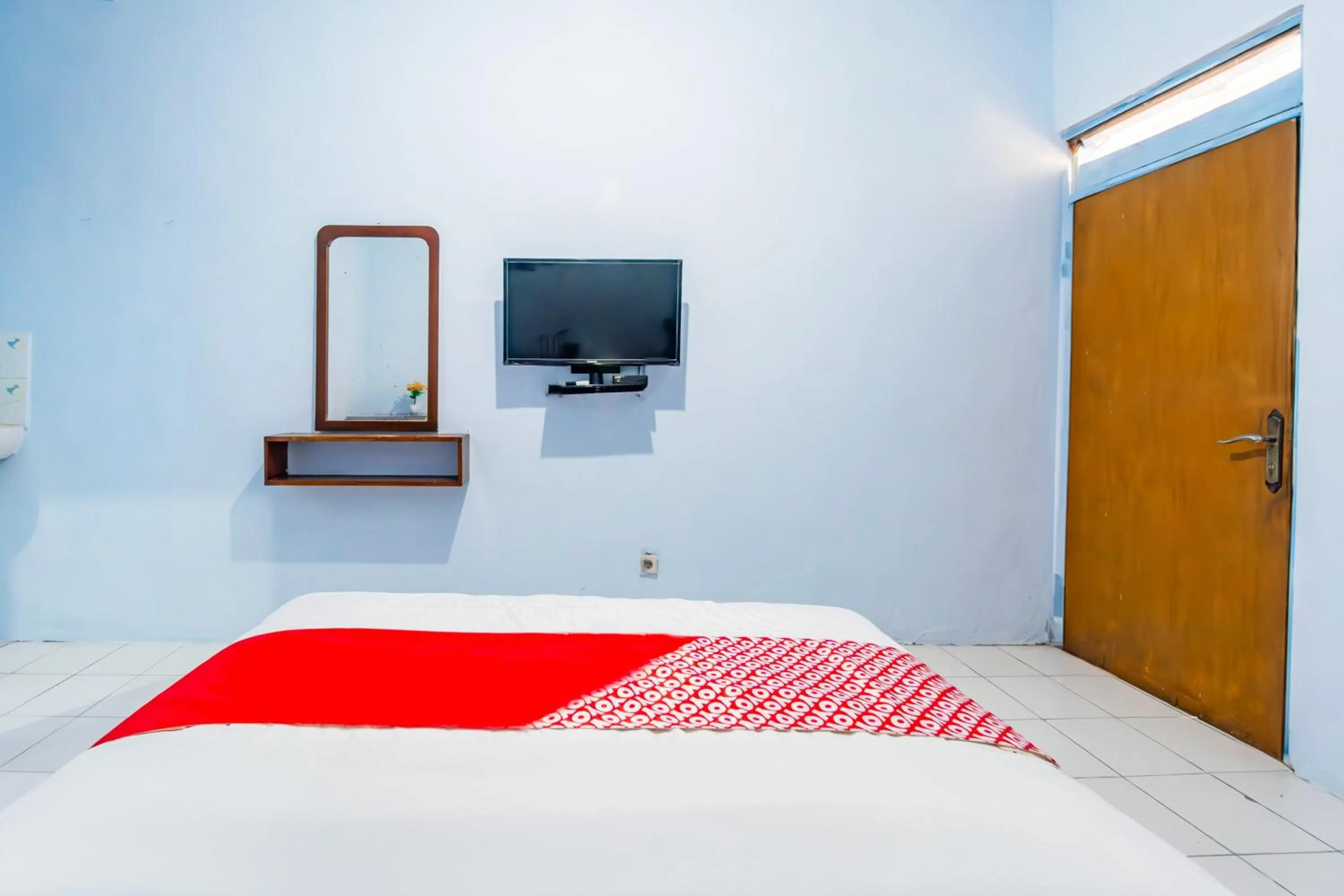 Bedroom, Bed in Hotel O Arjosari Near Plaza Araya Formerly Hotel Nugraha