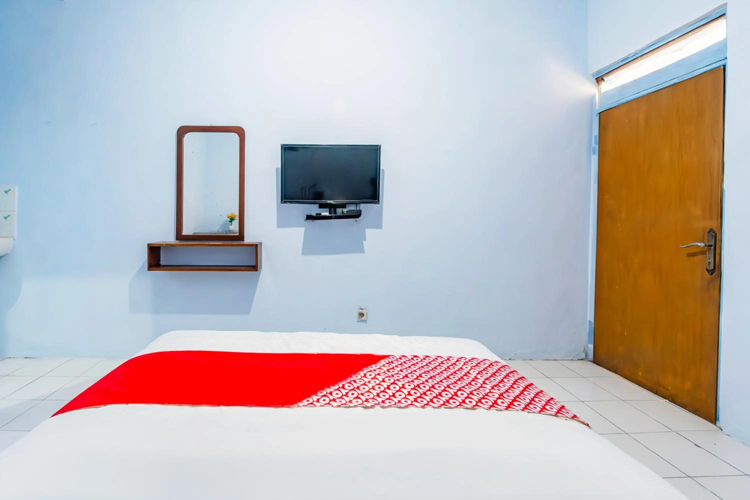 Bedroom, Bed in Hotel O Arjosari Near Plaza Araya Formerly Hotel Nugraha