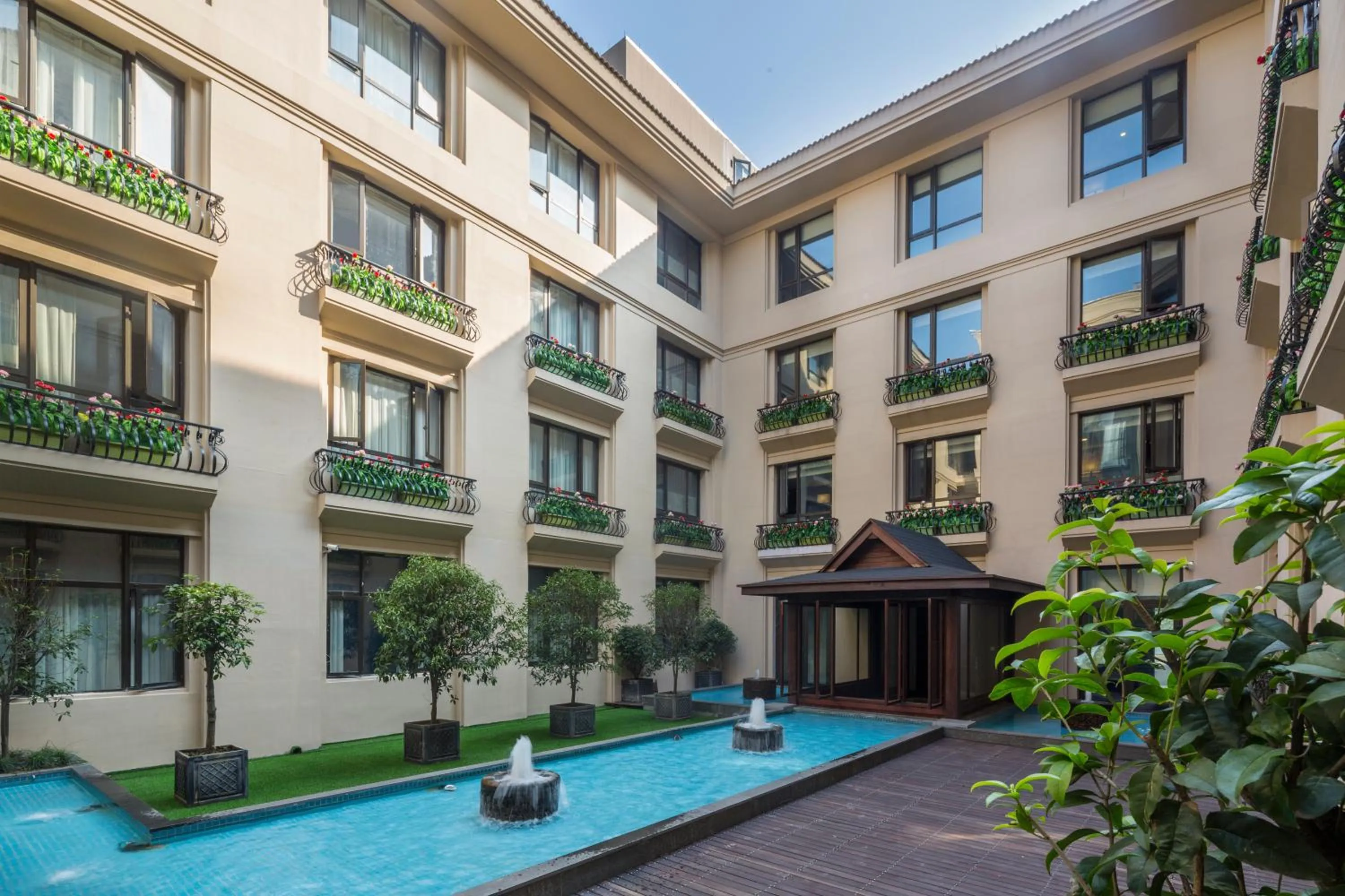 Patio in SSAW Boutique Hotel Hangzhou Xixi Park