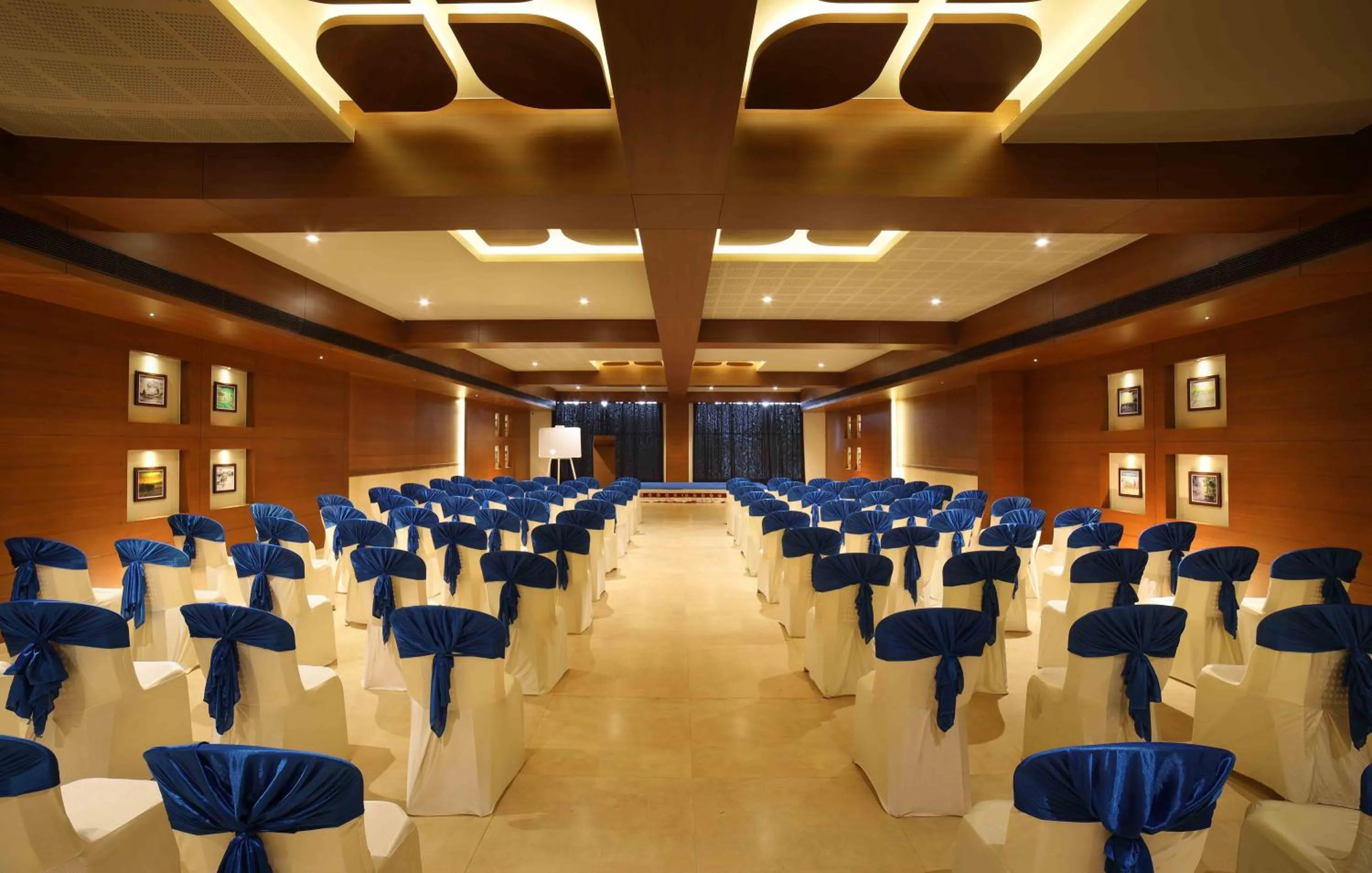 Business facilities in Uday Backwater Resort