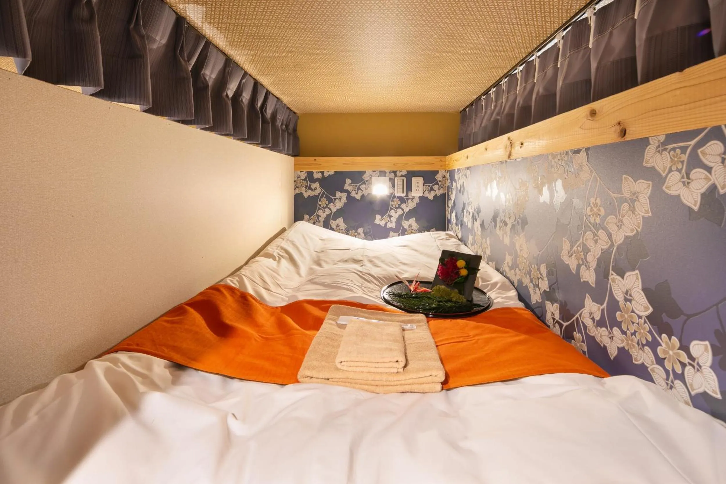 Bed in IKIDANE Cozy Hotel Haneda Airport