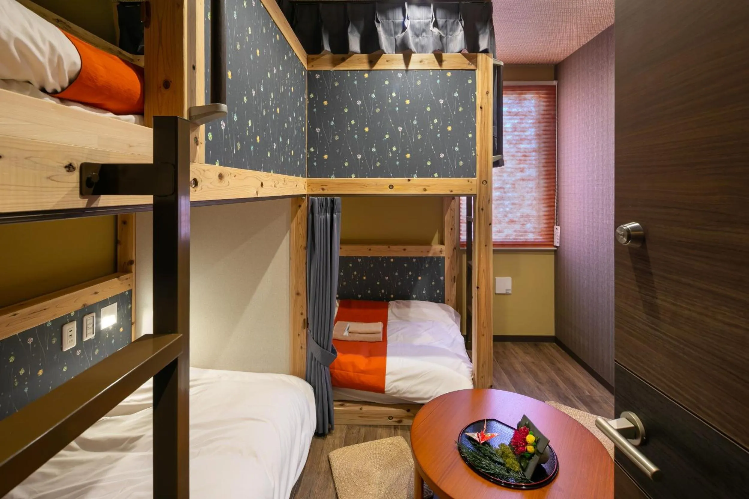 Photo of the whole room, Bed in IKIDANE Cozy Hotel Haneda Airport