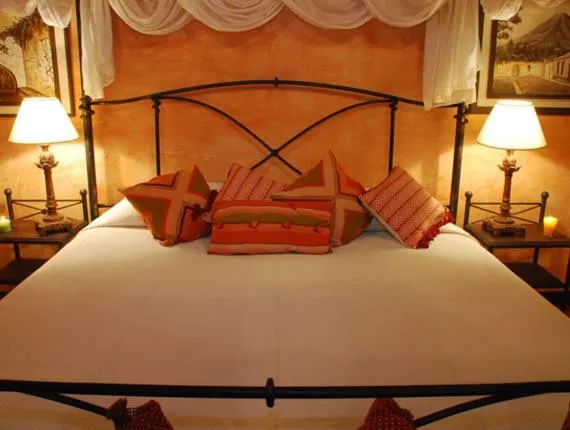 Bed in Hotel Casa Madeleine B&B & Spa