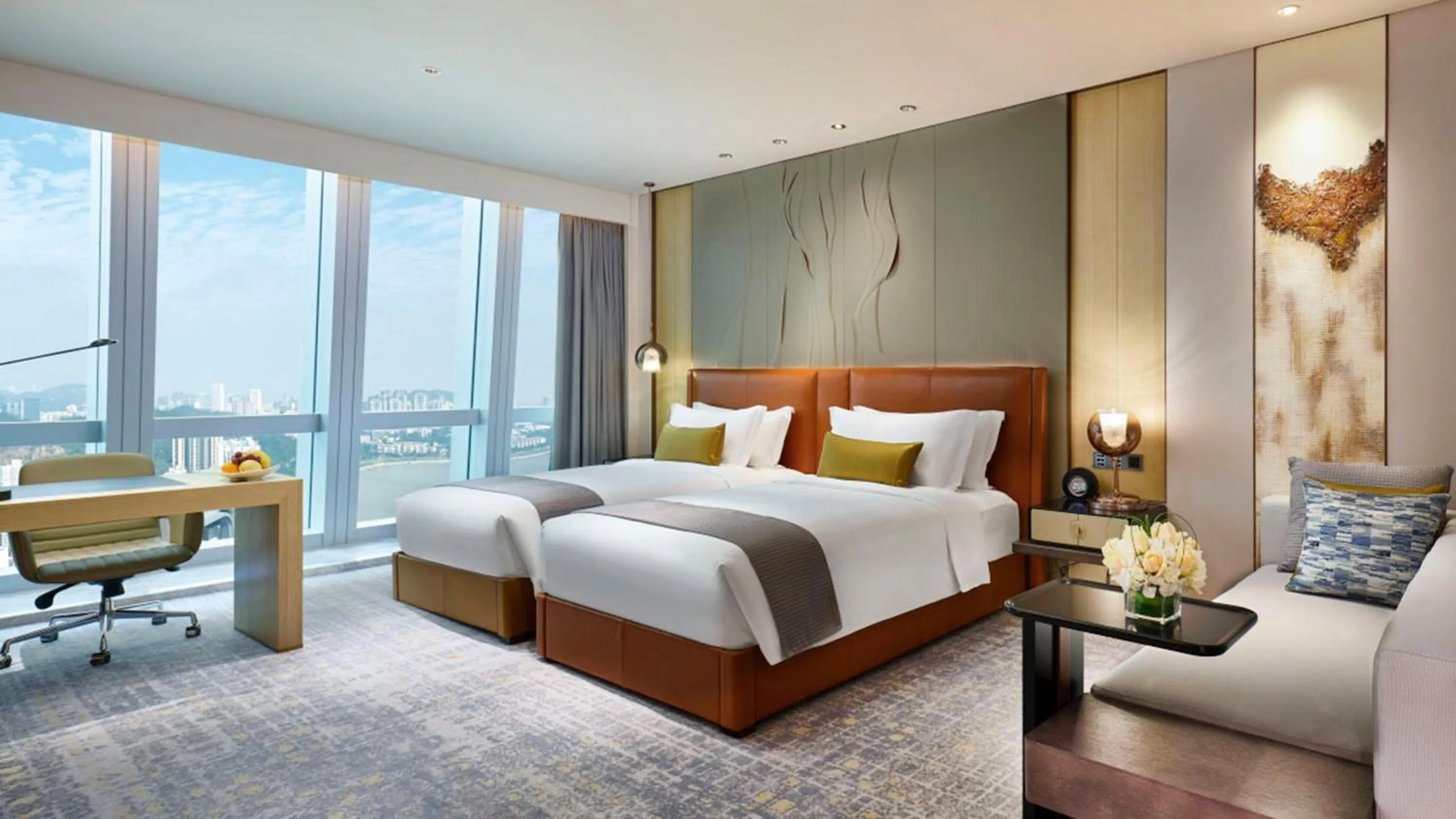 Photo of the whole room, Bed in InterContinental Zhuhai by IHG