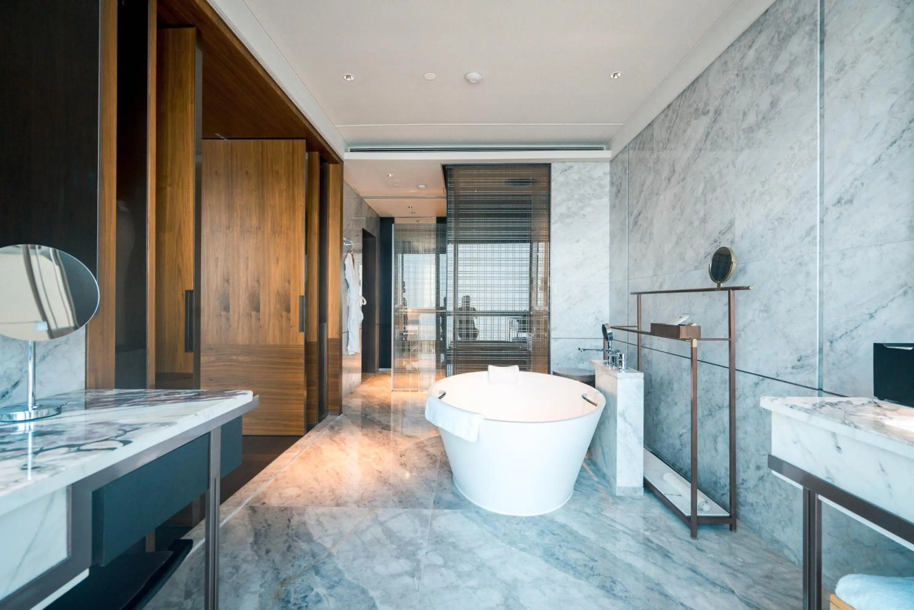 Bathroom in InterContinental Zhuhai by IHG