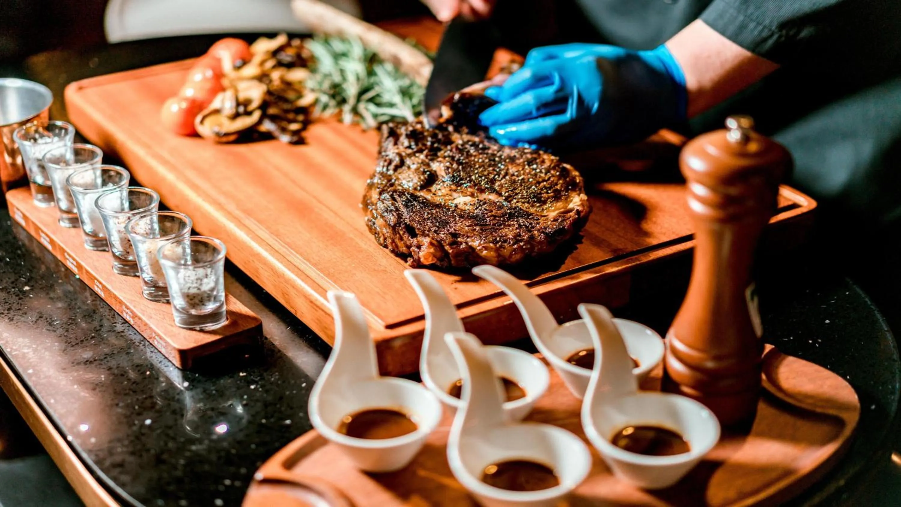 Restaurant/places to eat in InterContinental Zhuhai by IHG