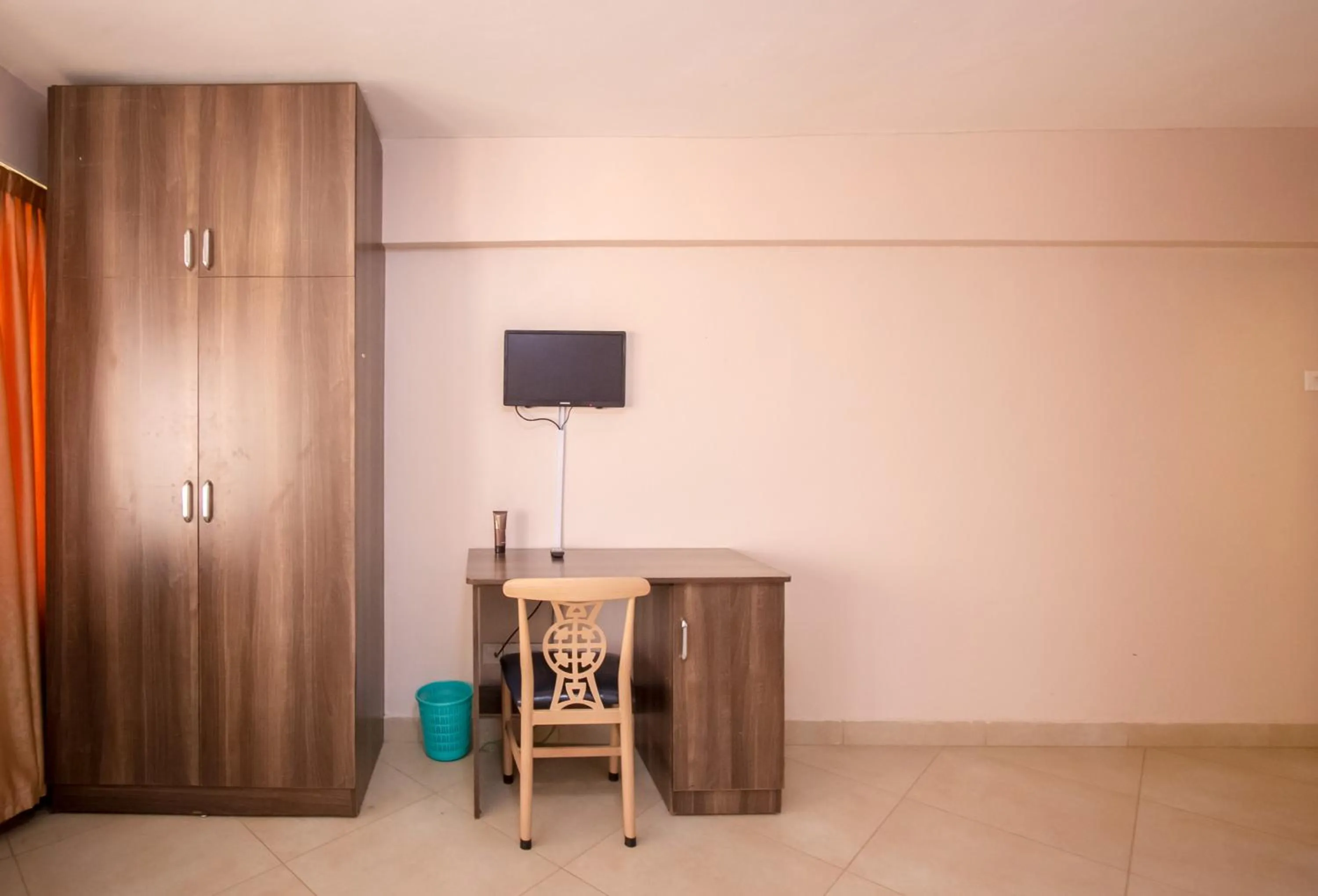 TV and multimedia, TV/Entertainment Center in Paleo Hotel and Spa