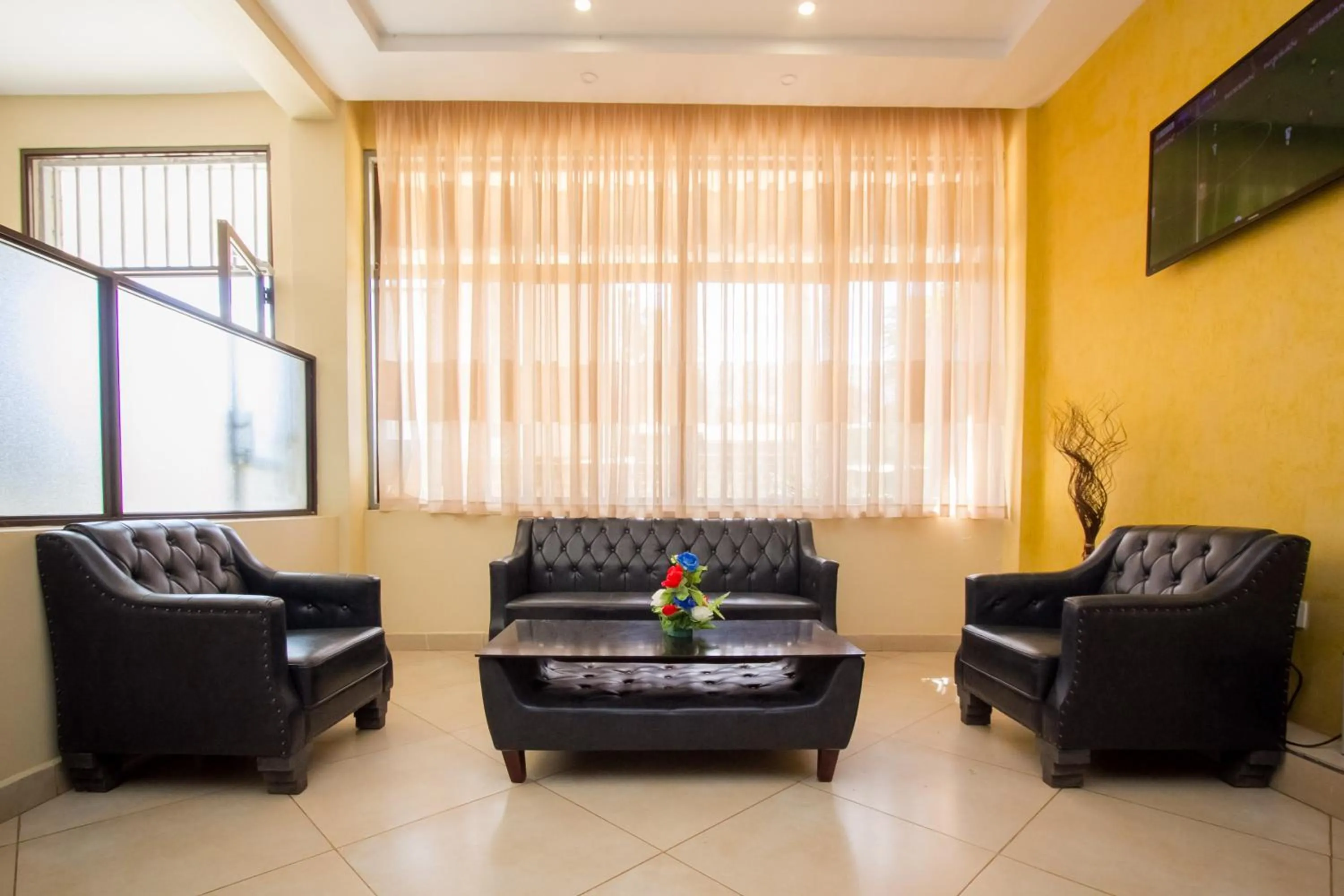 Lounge or bar, Seating Area in Paleo Hotel and Spa