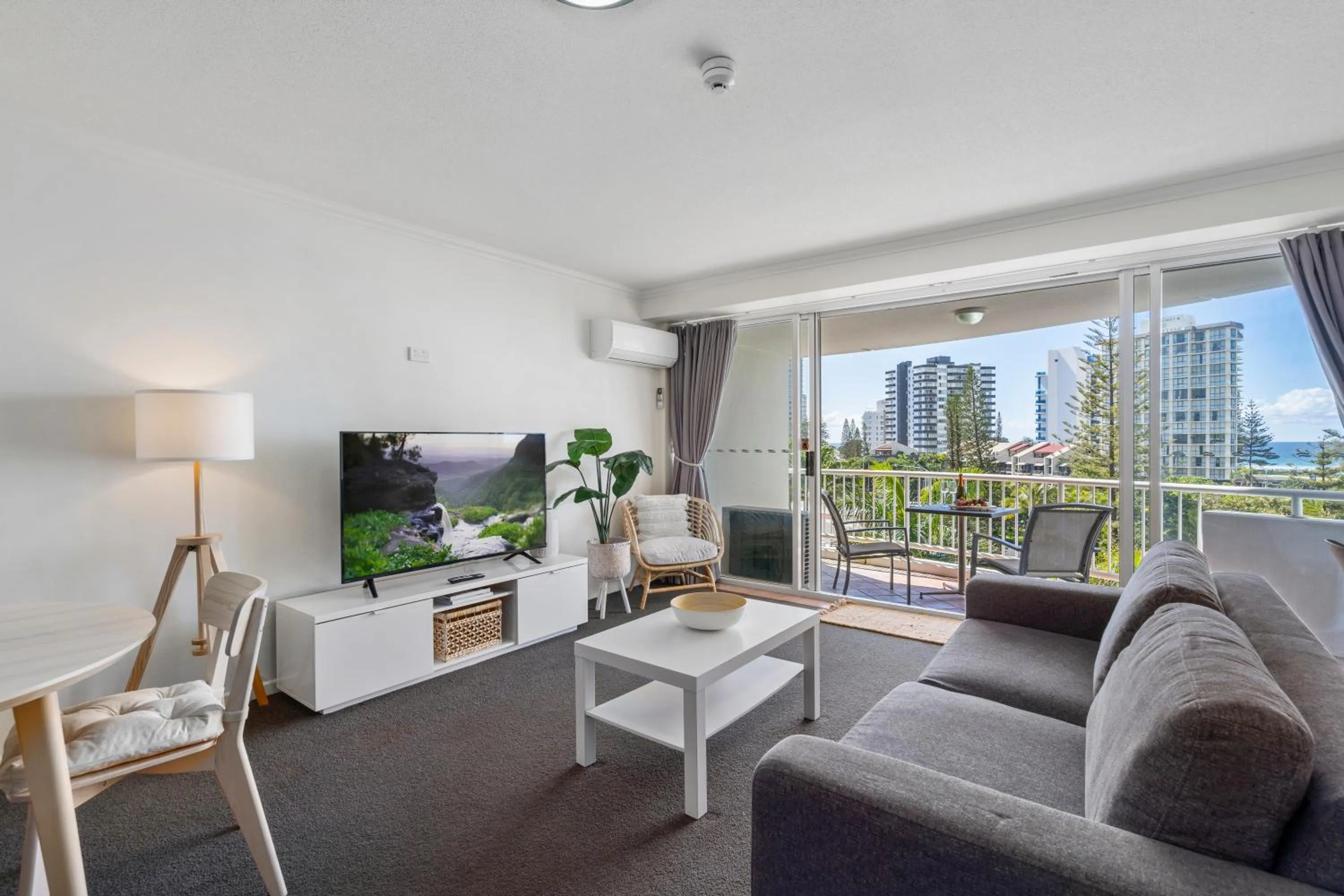 Communal lounge/ TV room in Sovereign on the Gold Coast