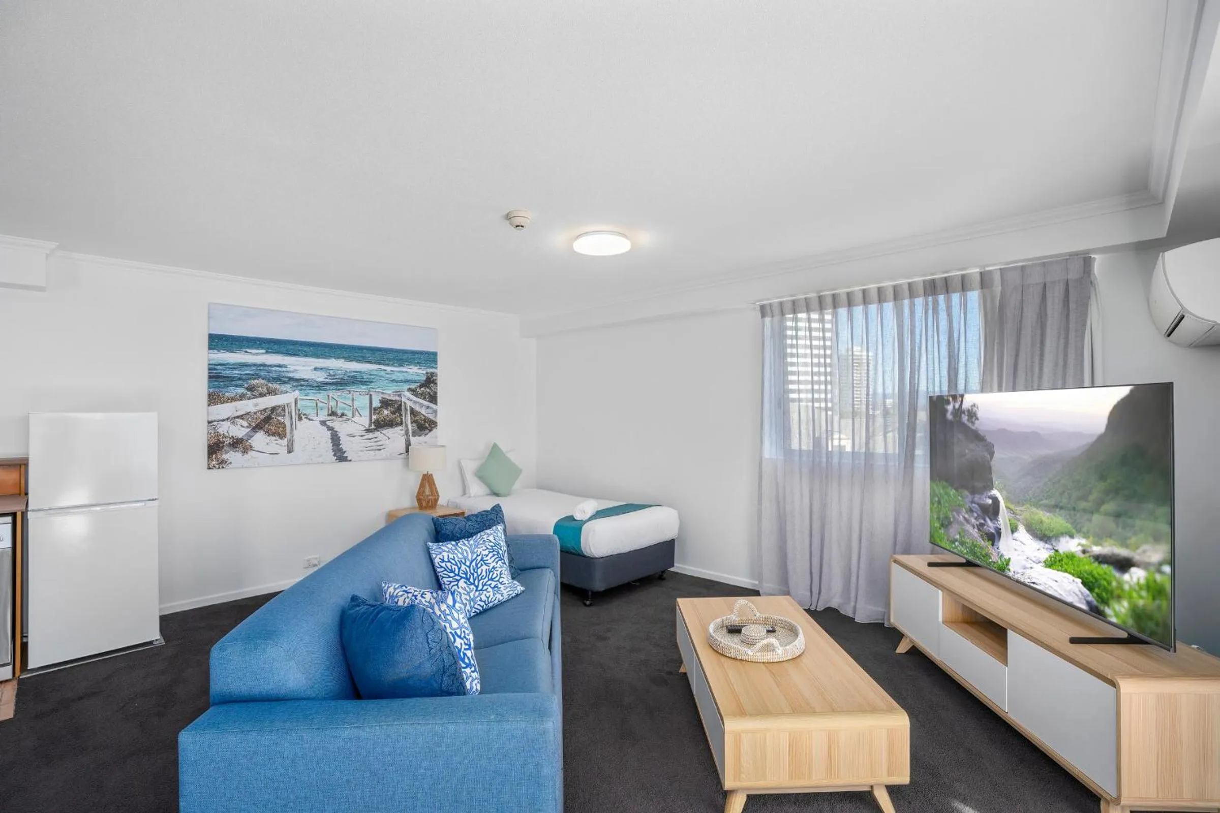 Communal lounge/ TV room in Sovereign on the Gold Coast