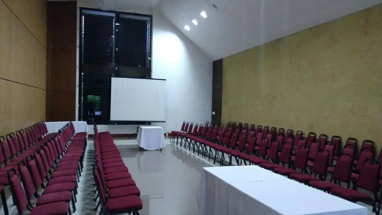 On site in Itaimbé Palace Hotel