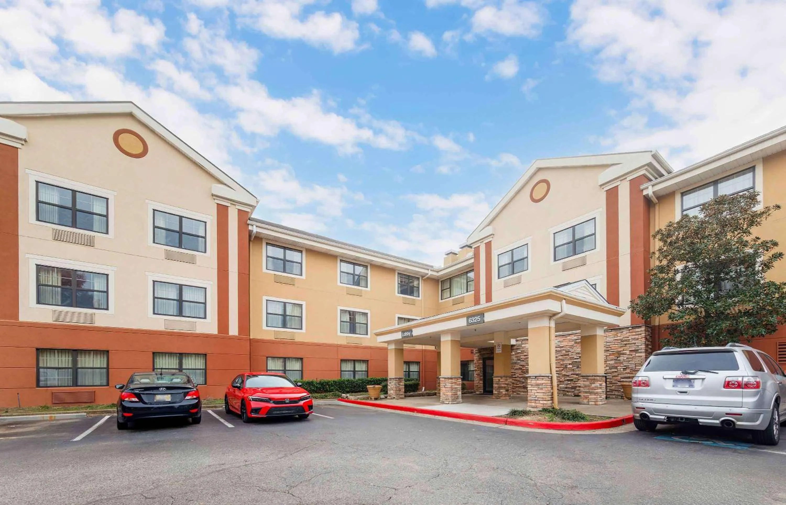 Property building in Extended Stay America Suites - Memphis - Germantown West