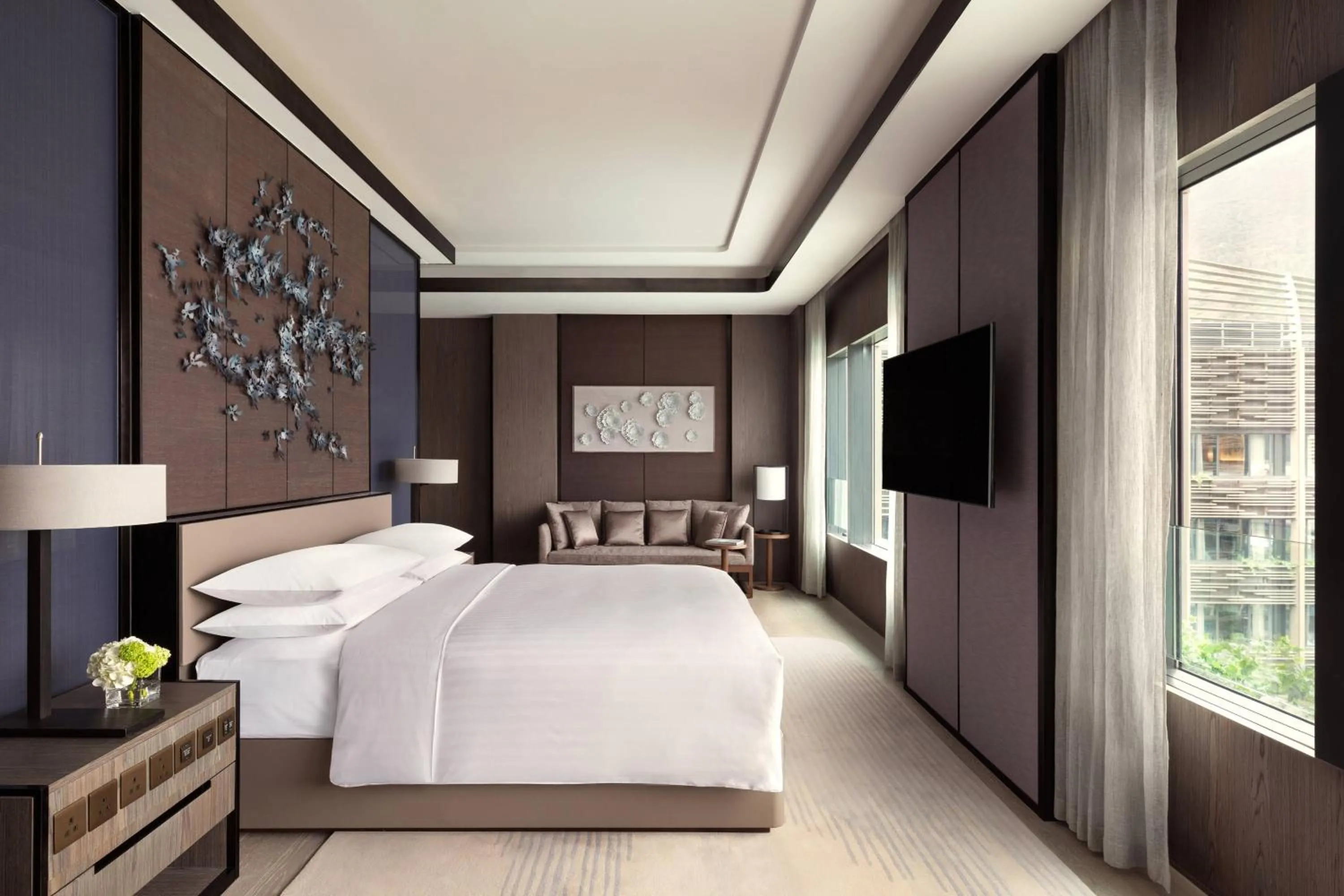 Bedroom, Bed in Hong Kong Ocean Park Marriott Hotel