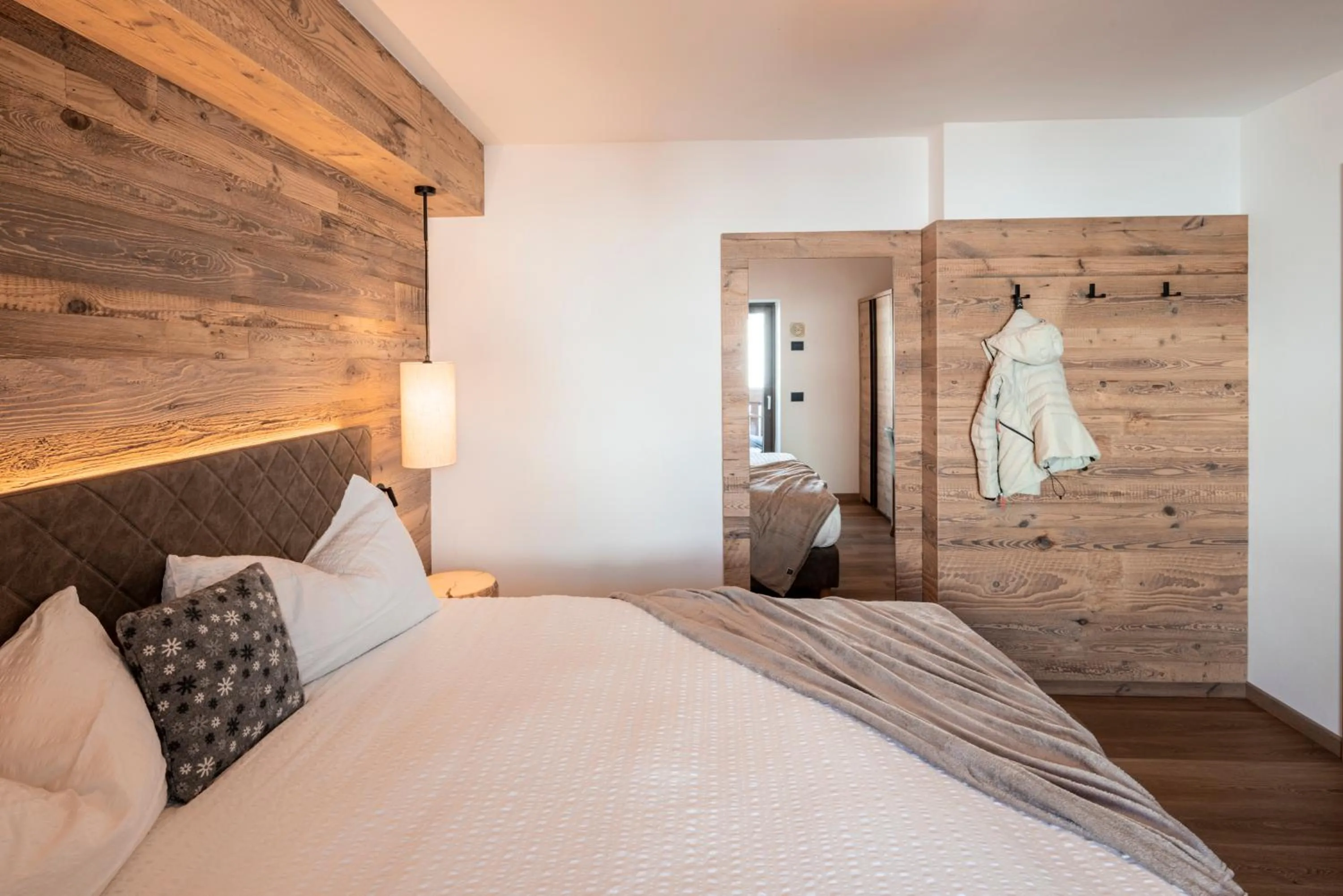 Bed in Albergo Vezzana