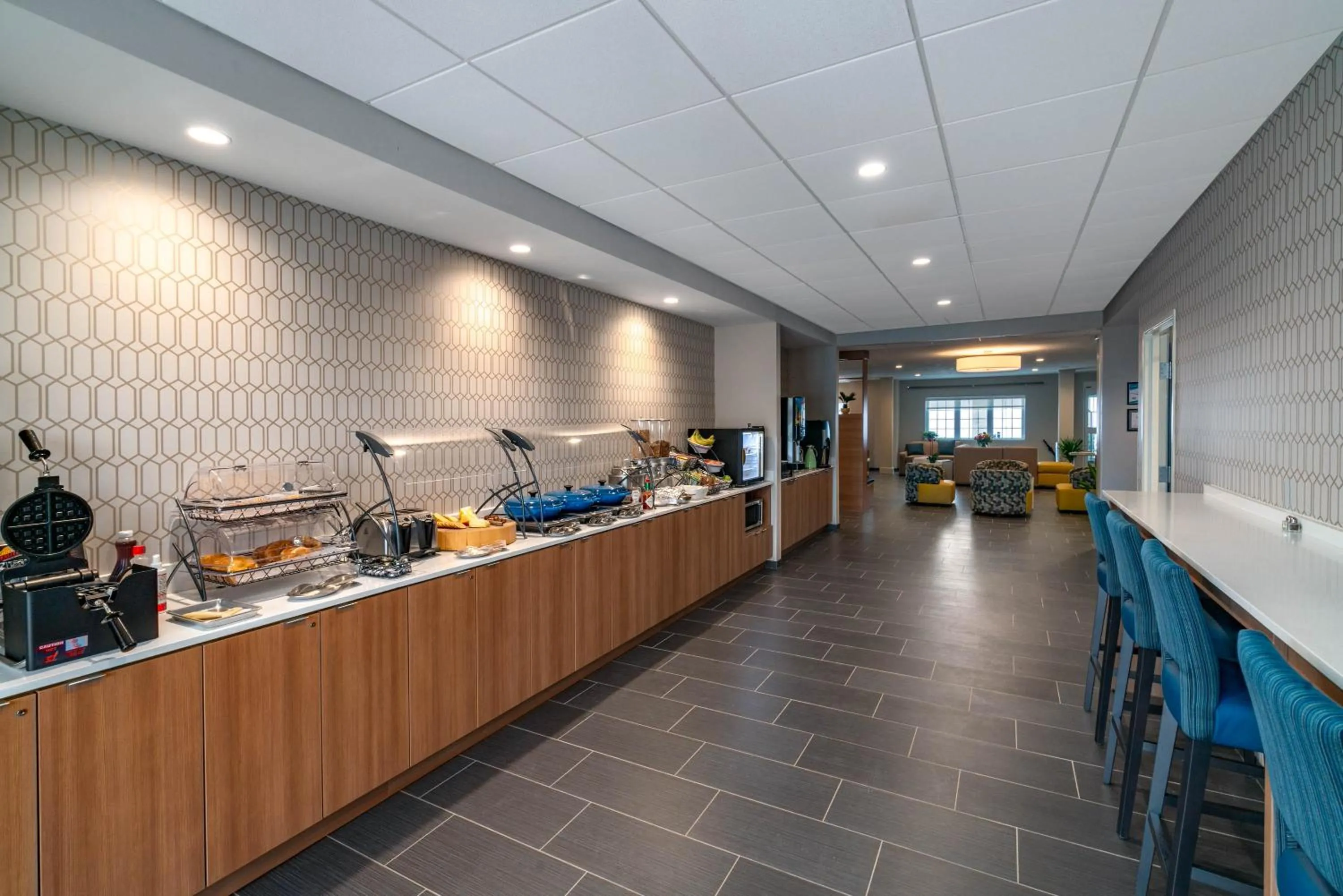 Food and drinks in Microtel Inn & Suites by Wyndham Carlisle