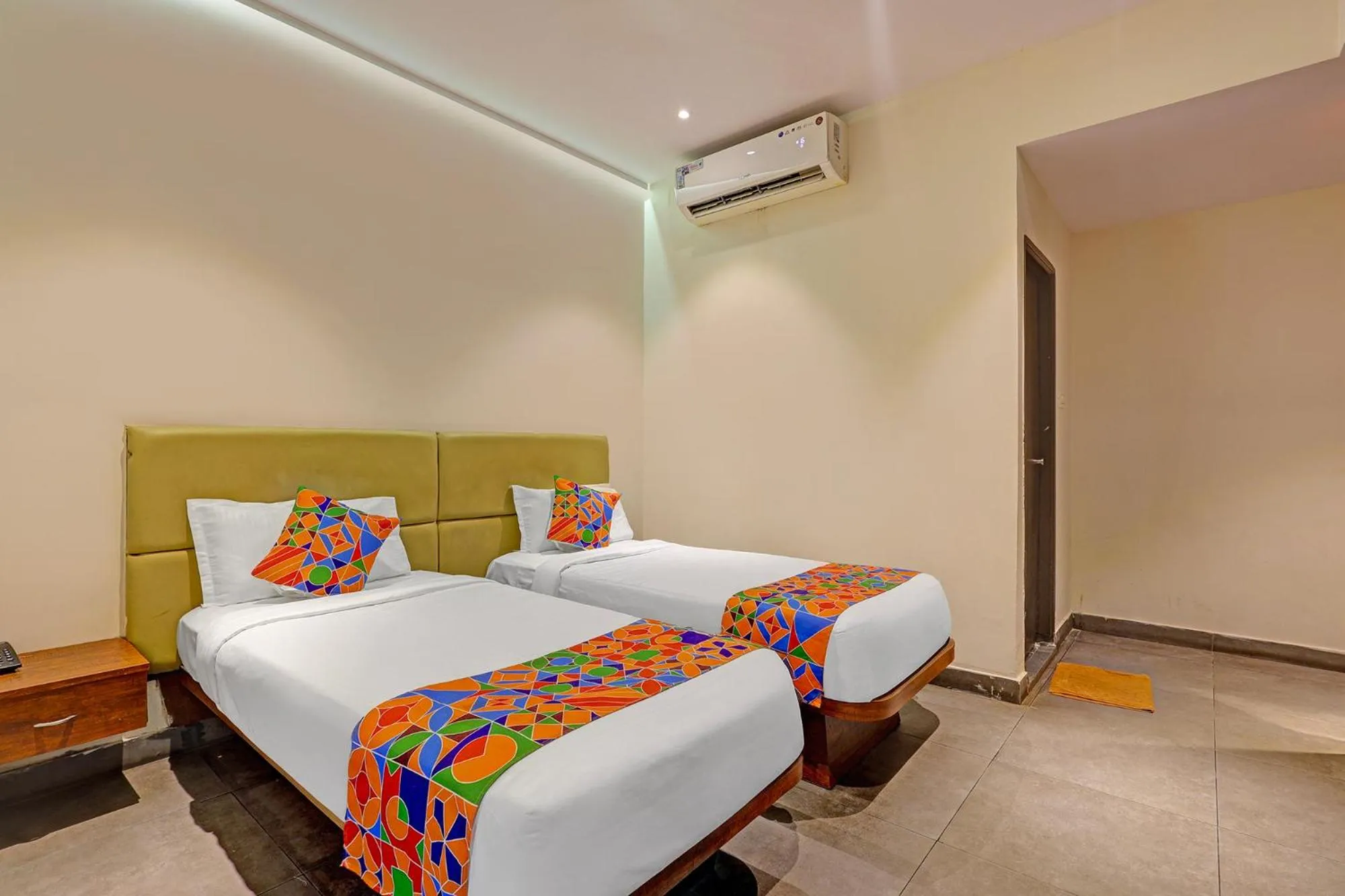 Bed in FabHotel Siddarth Grand