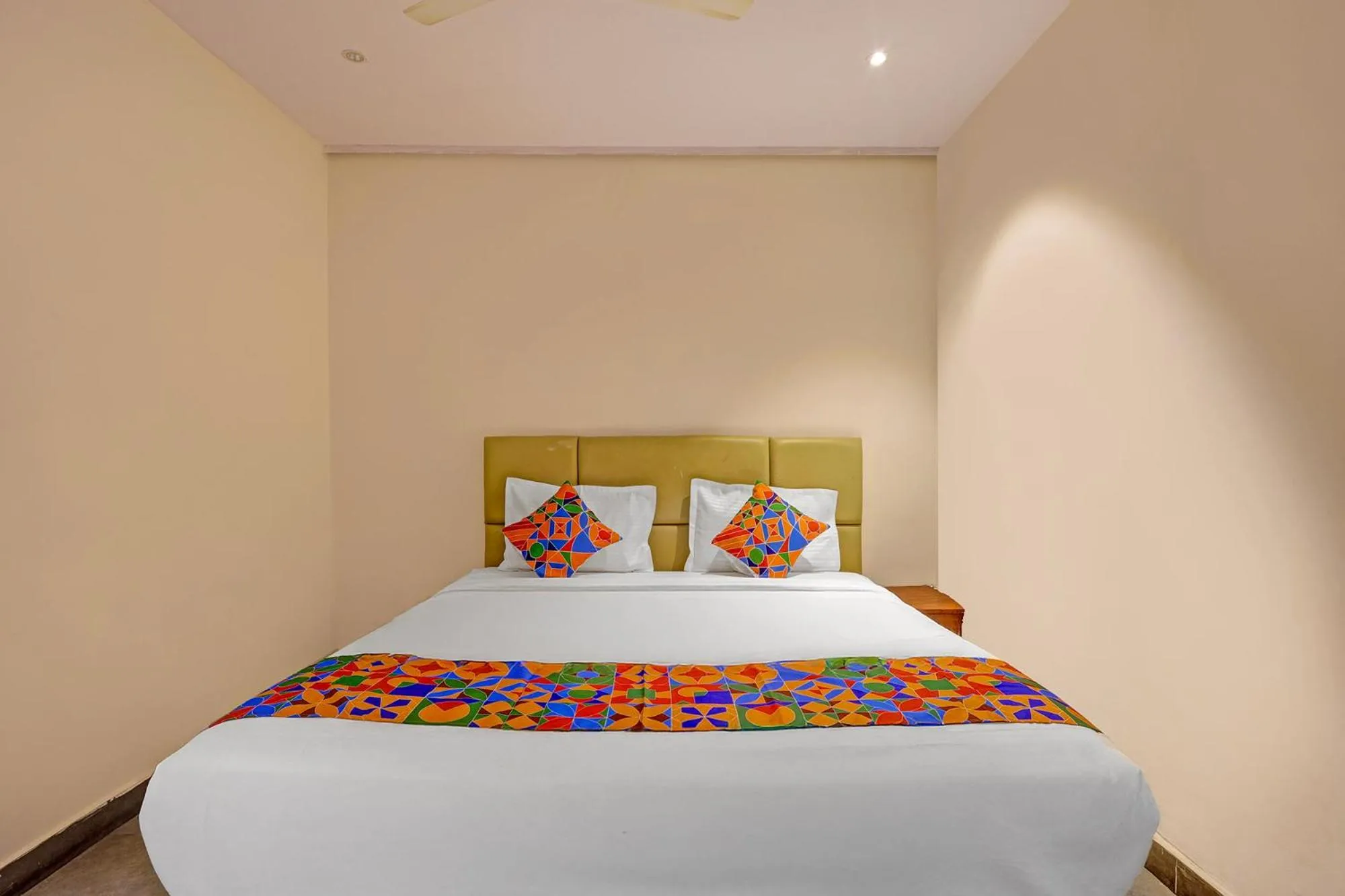 Bed in FabHotel Siddarth Grand