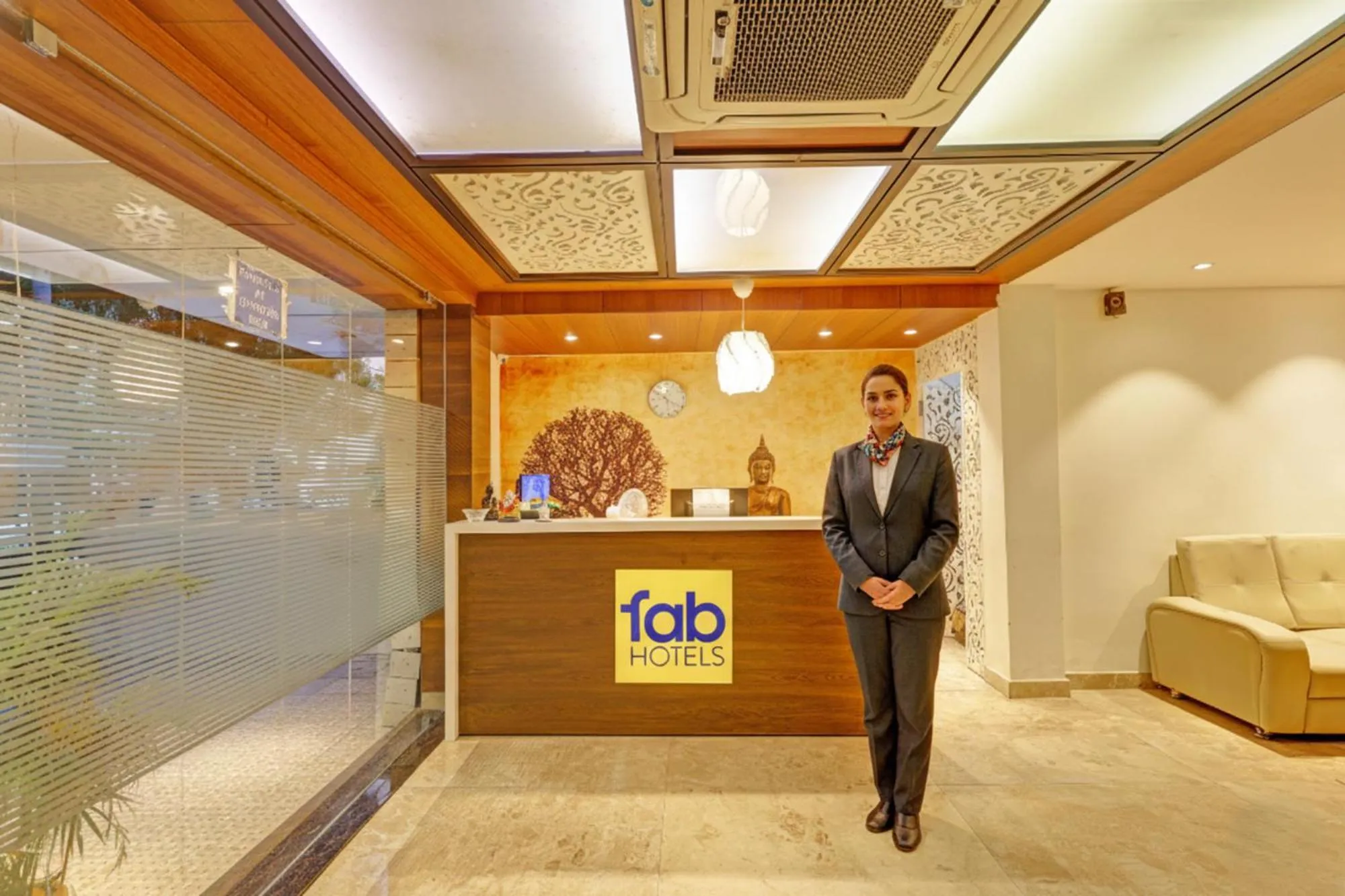 Lobby or reception in FabHotel Siddarth Grand