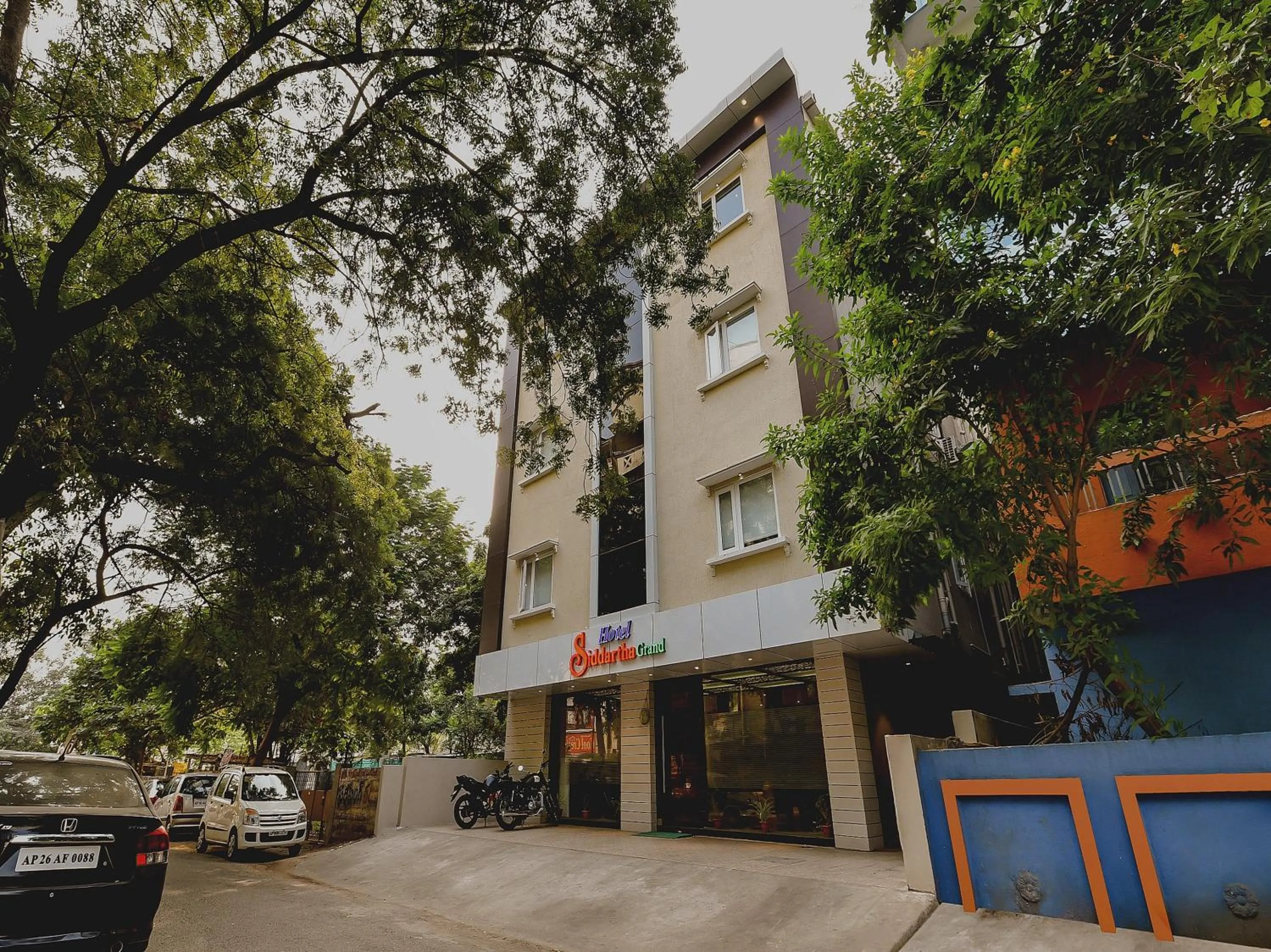Facade/entrance in Super Capital O Siddartha Grand