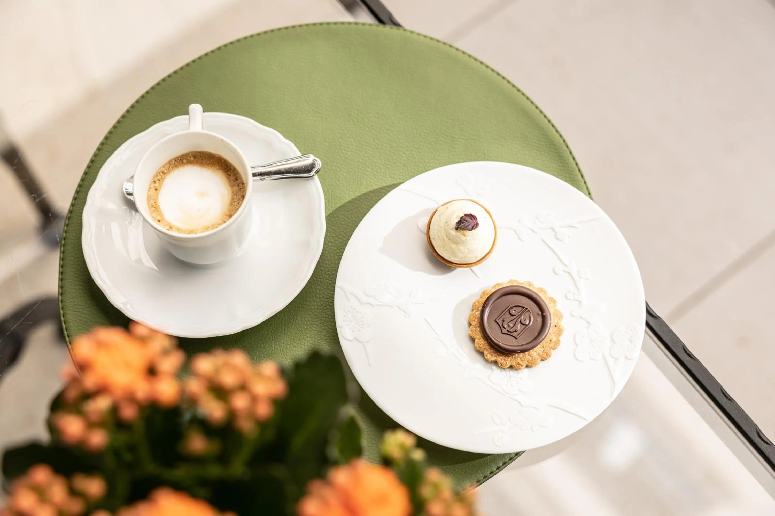 Lounge or bar in Auberge du Jeu de Paume