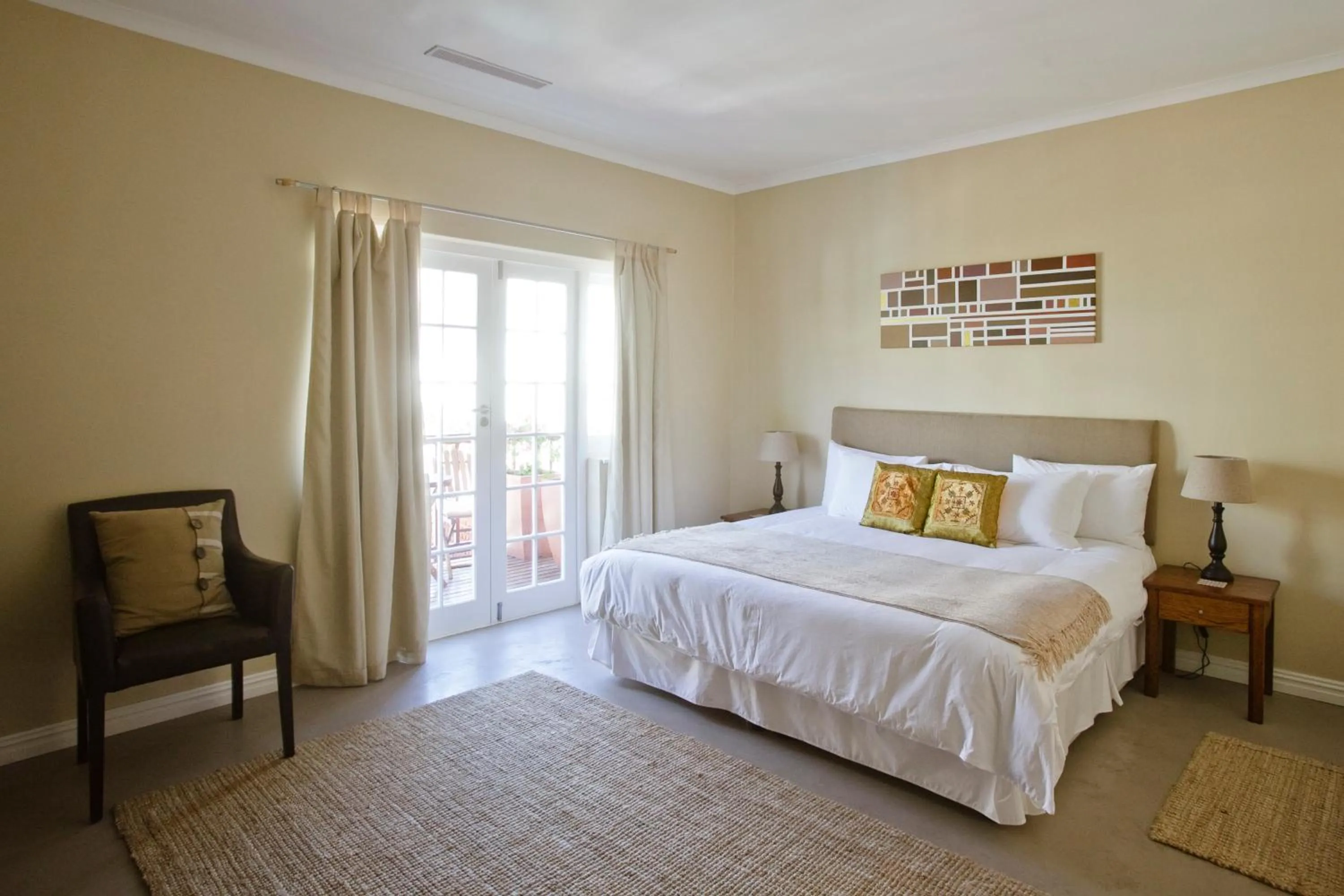 Photo of the whole room, Bed in Villa Costa Rose