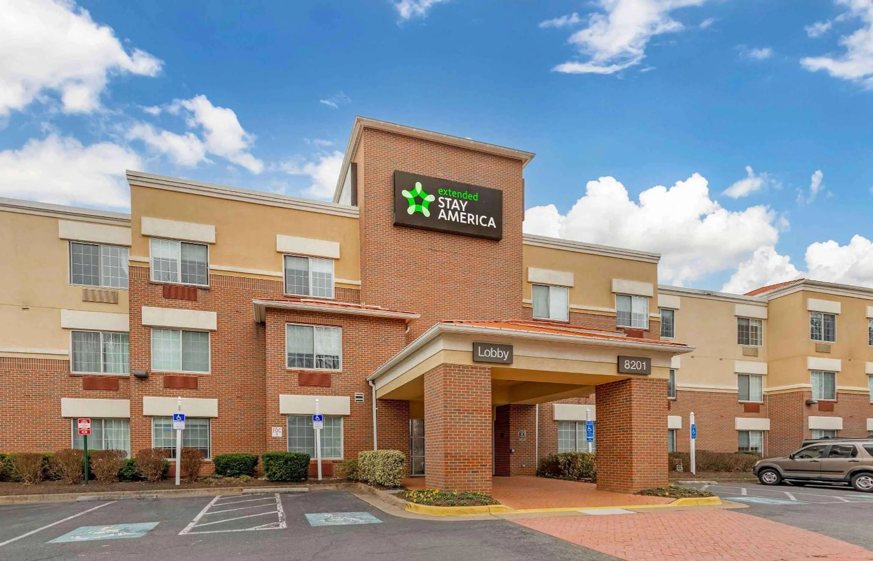 Property building in Extended Stay America Suites - Washington, DC - Tysons Corner