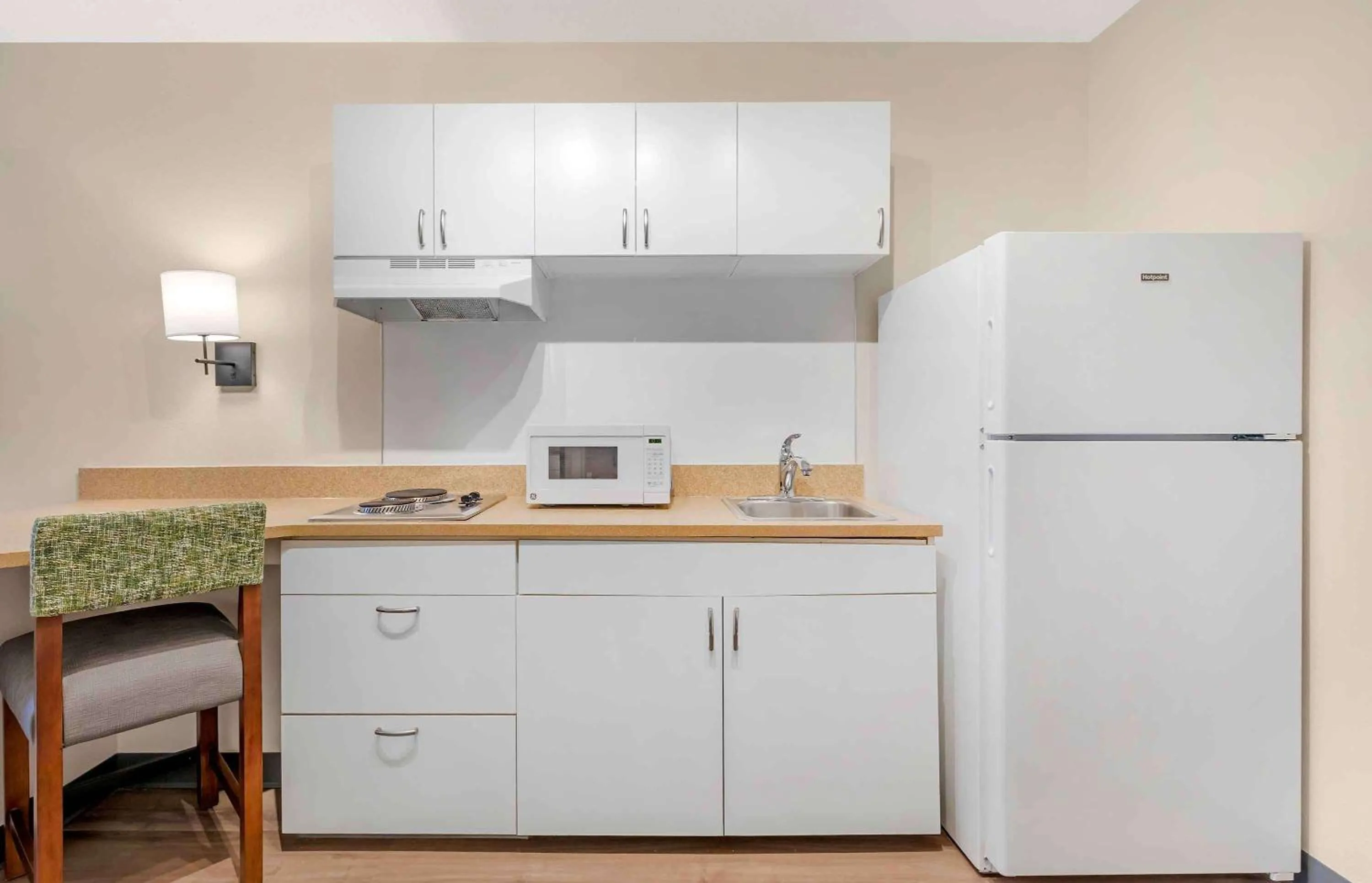 Kitchen or kitchenette in Extended Stay America Suites - Washington, DC - Tysons Corner