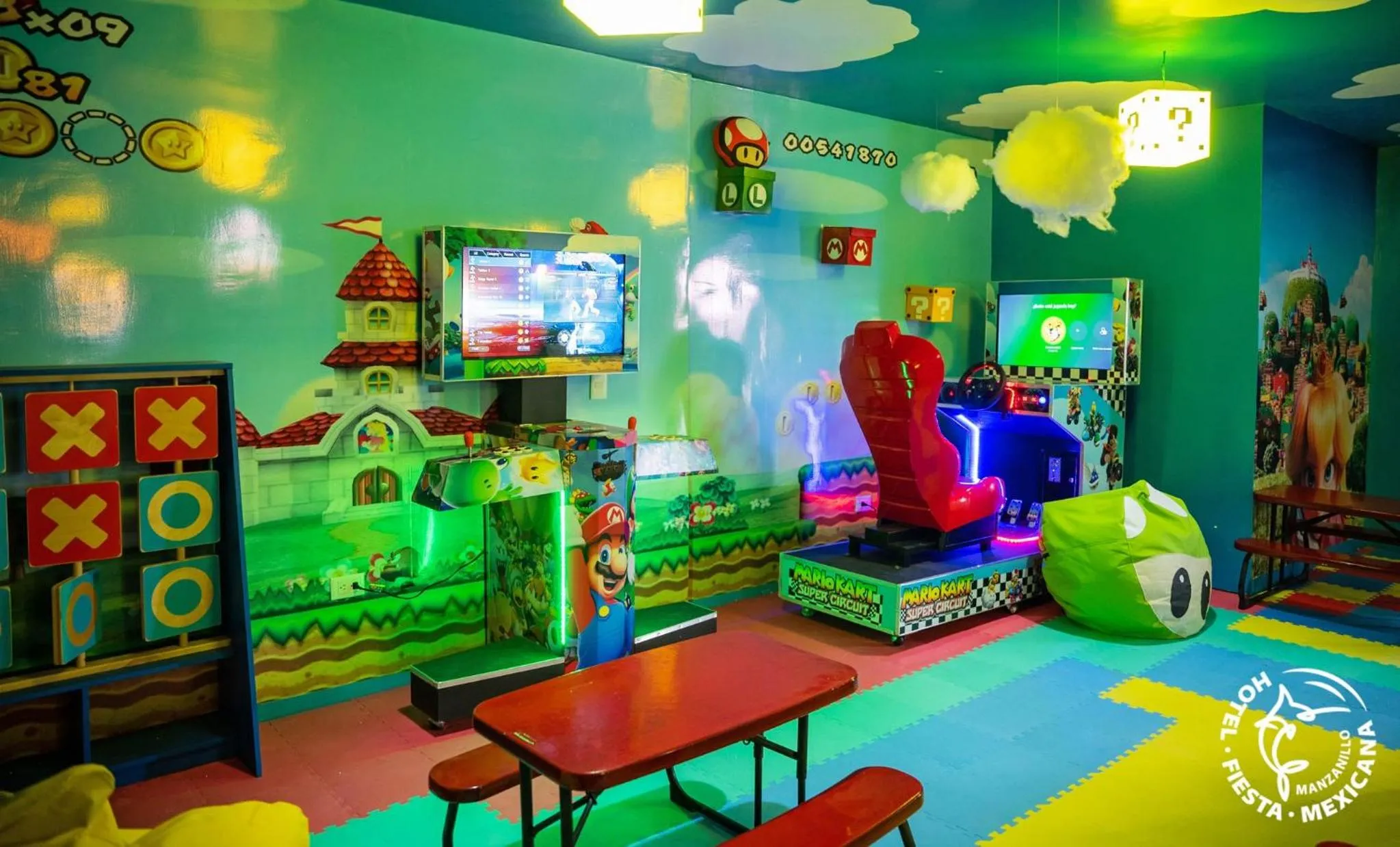 Property building in Hotel Fiesta Mexicana